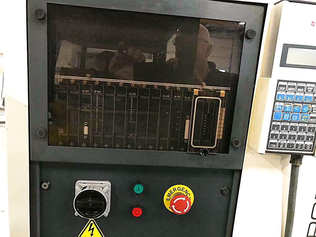 Used Erowa Robot 5-50 XL I EDM Machine I 1989