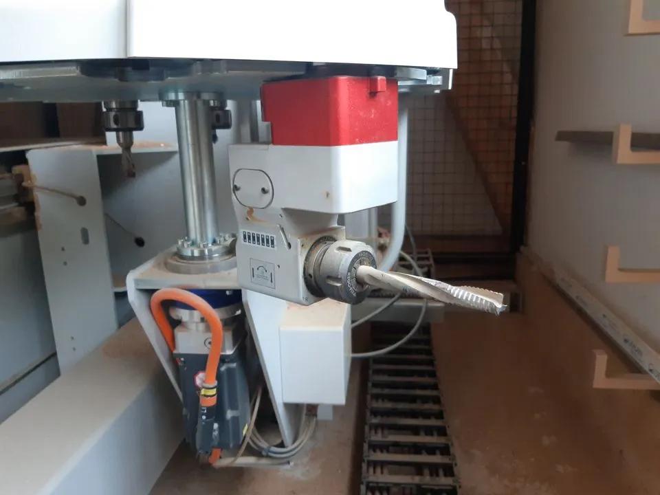 Usado Centro de mecanizado CNC Holzher Pro-Master 7017 I