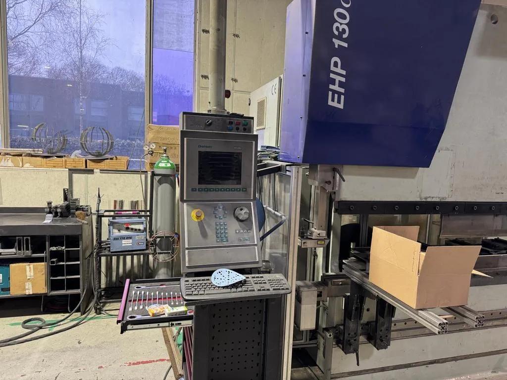 Usado Prensa de Pliegue Darley EHP 130cl I