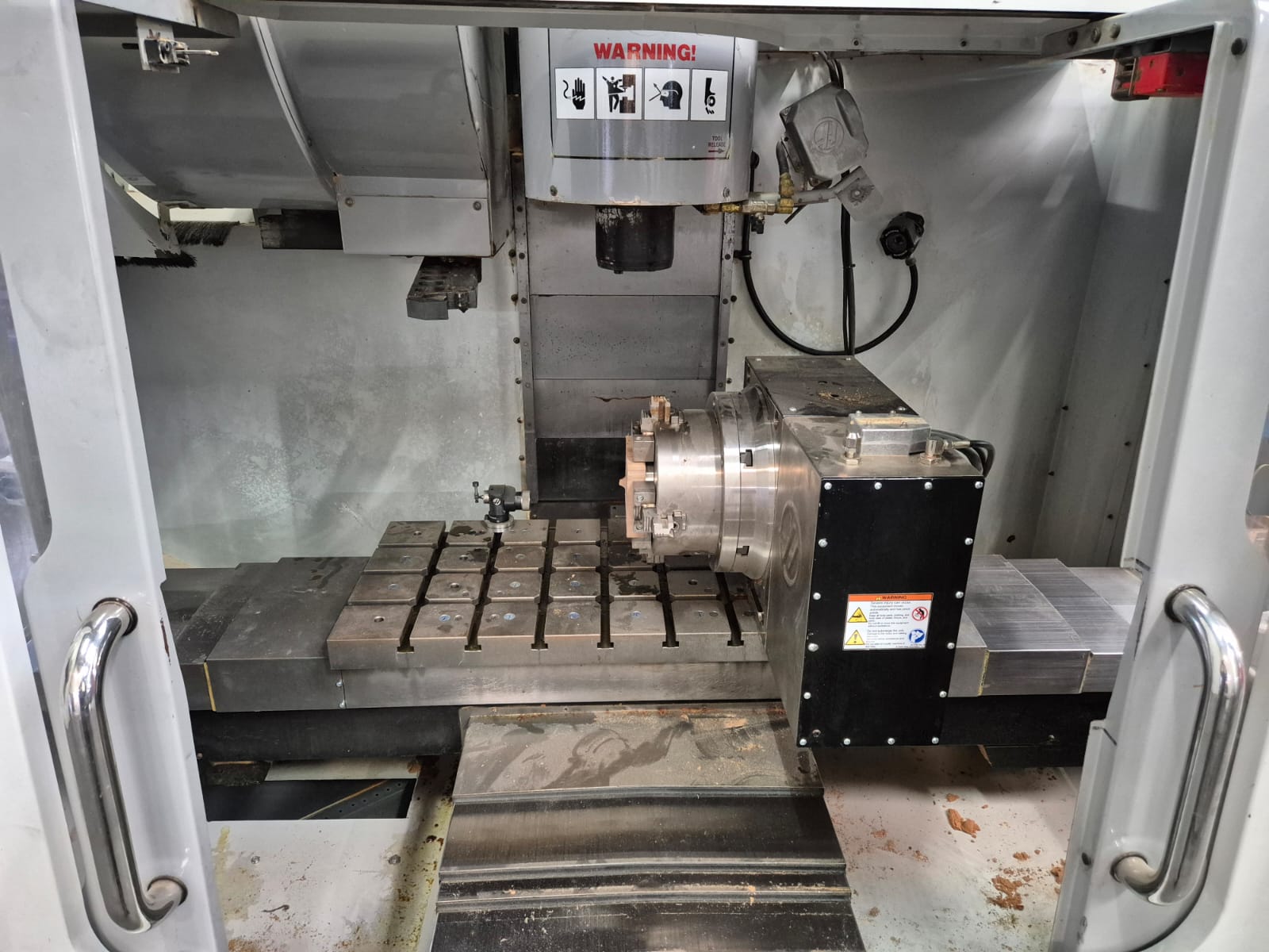 Used Haas VM-2HE I Vertical Machining Center I 2003