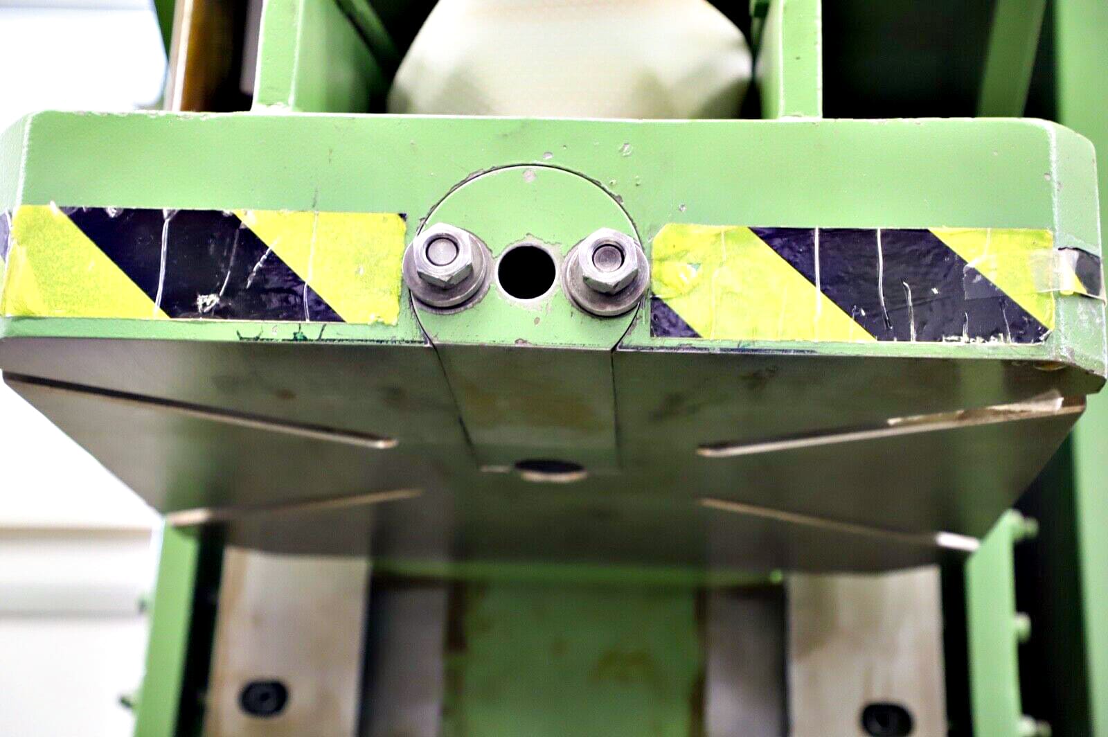 Used Dunkes HZS25 - Hydraulic Press- 1992