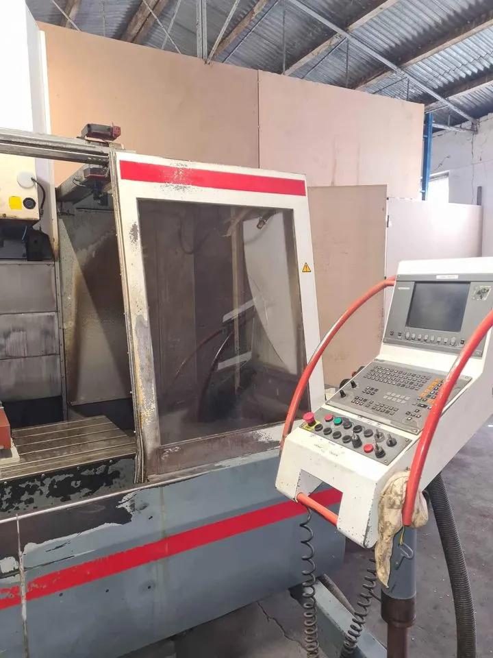 Gebruikt MAS MCV 1000A I Verticaal Bewerkingscentrum
