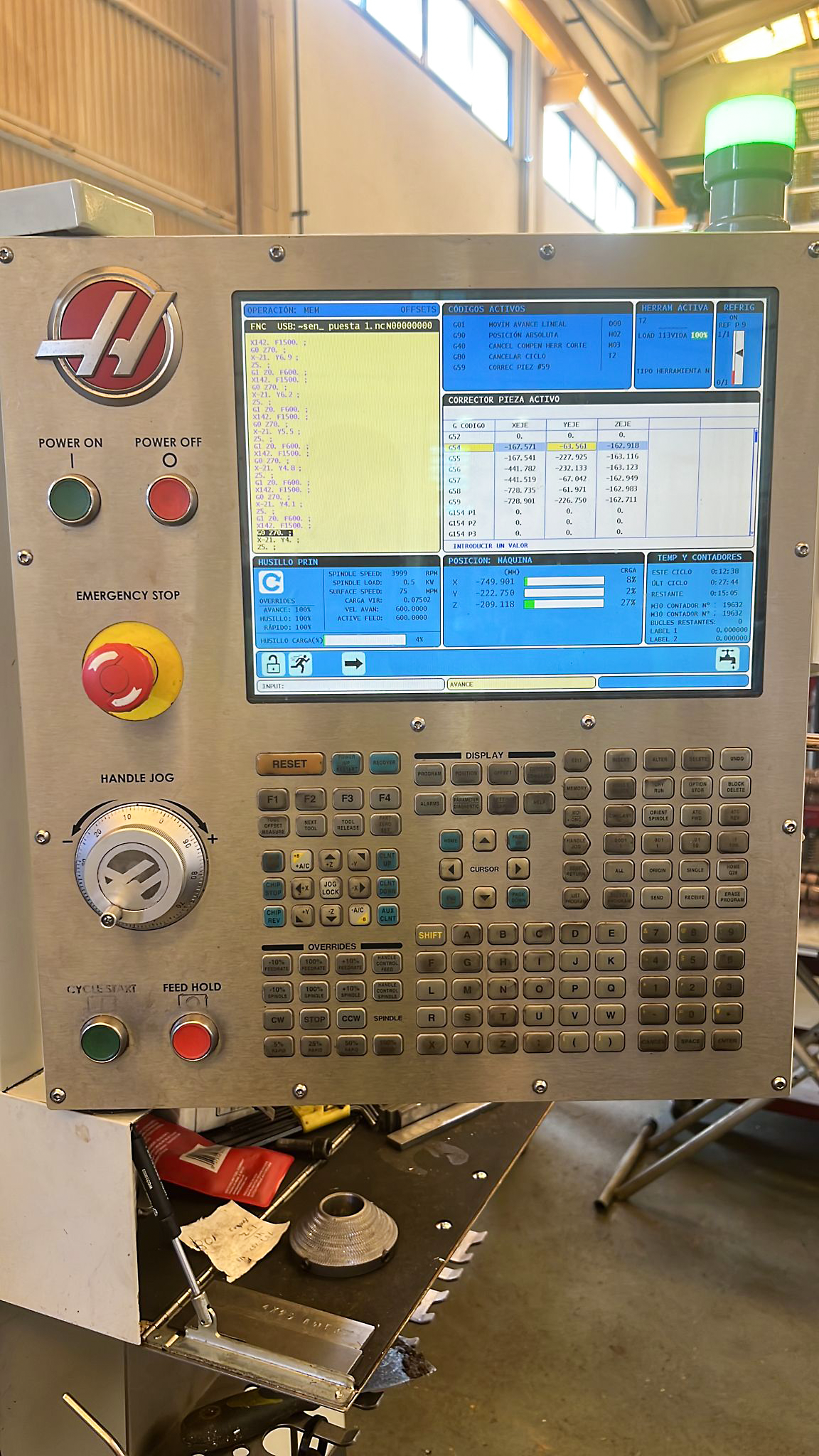 Gebruikt HAAS VF 2 - Verticaal Bewerkingscentrum - 2014