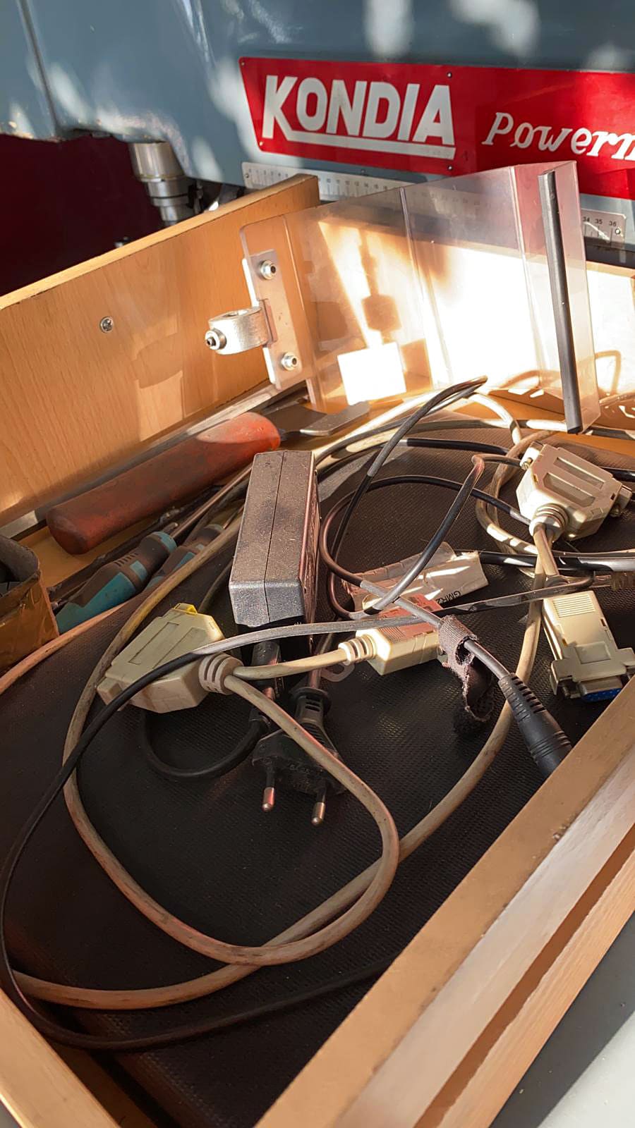 Gebruikt KONDIA FV 1 CNC - CNC Freesmachine - 1998