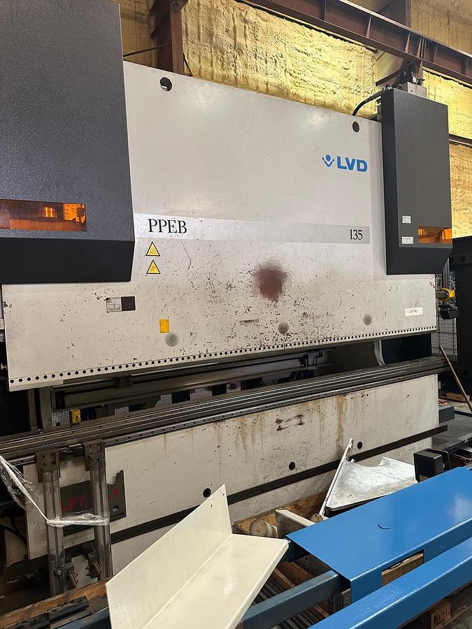 Used LVD PPEB 135/30 I Prees Brake I 2000