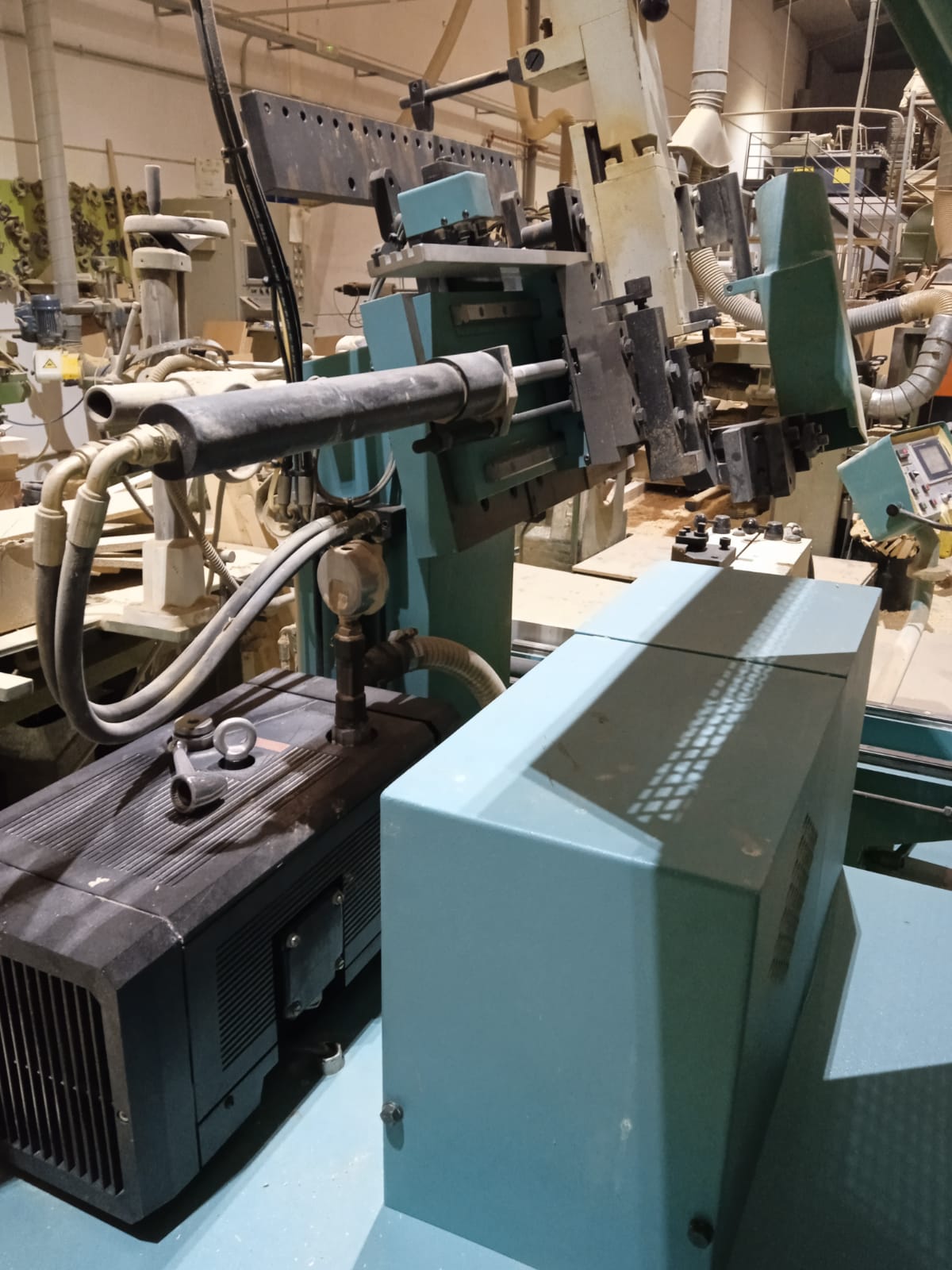 Usado Intorex TF 2 - Torno CNC - 2000