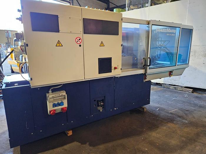 Used Krauss Maffei 110-390 C2 I Injection Molding I 2003