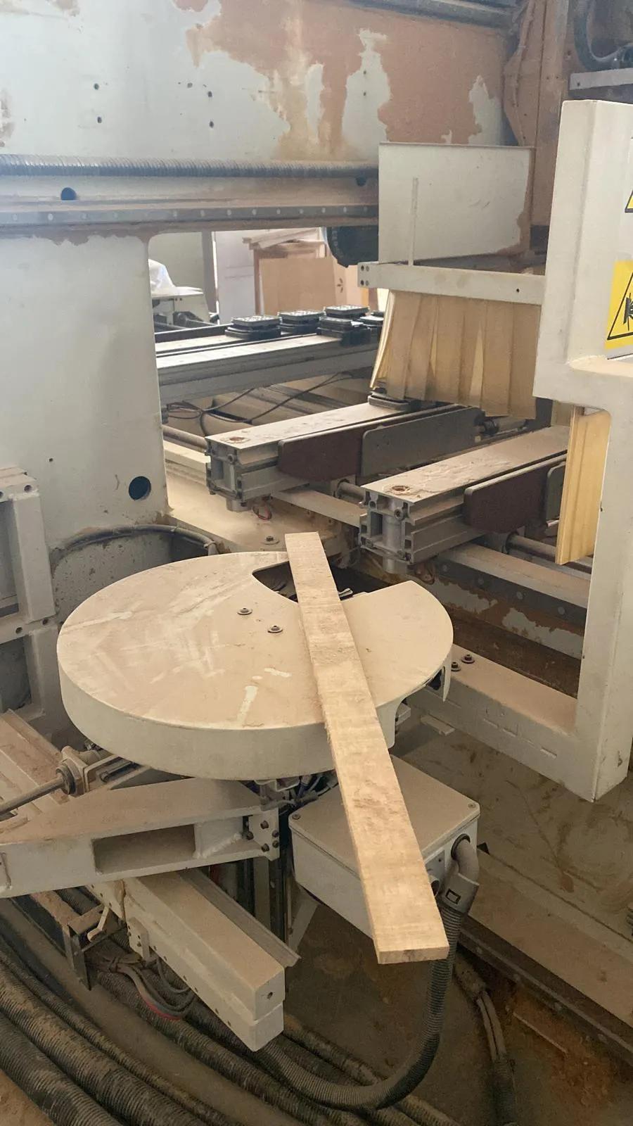 Usado Centro de mecanizado CNC Morbidelli Author 600 KXL I 2001