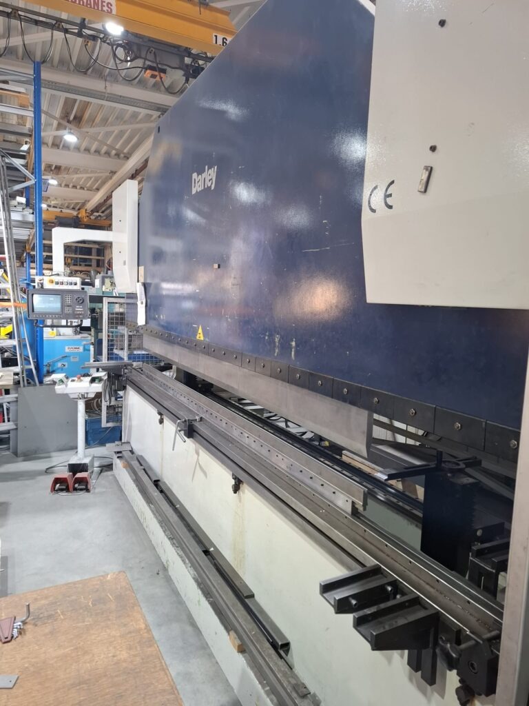 Used Darley EHP 150 43/37 I Press Brake I 2001