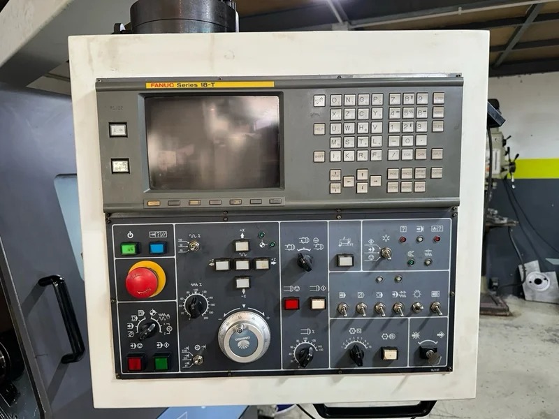 Used Daewoo Puma 300L I CNC Lathe