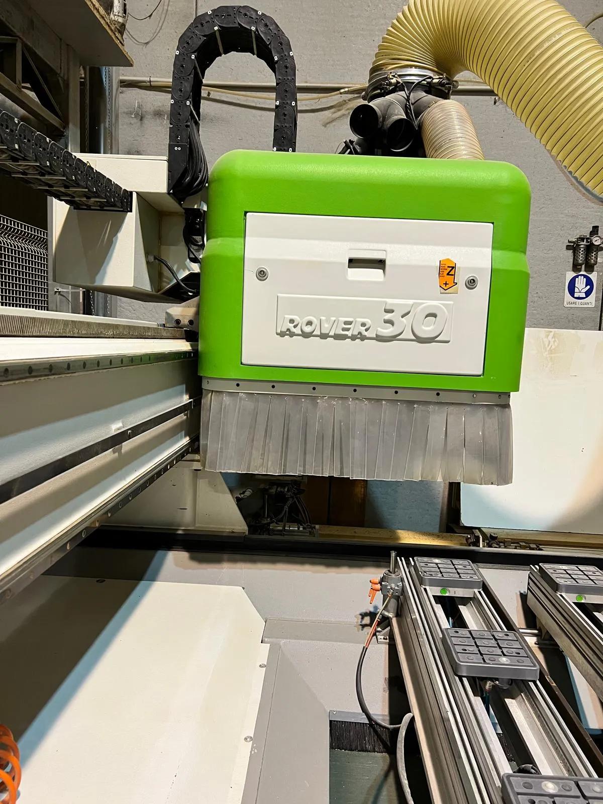 Usado Centro de Mecanizado CNC Biesse Rover 30 I