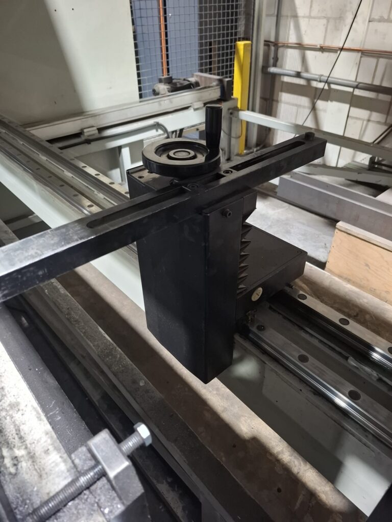 Used Darley EHP 150 43/37 I Press Brake I 2001