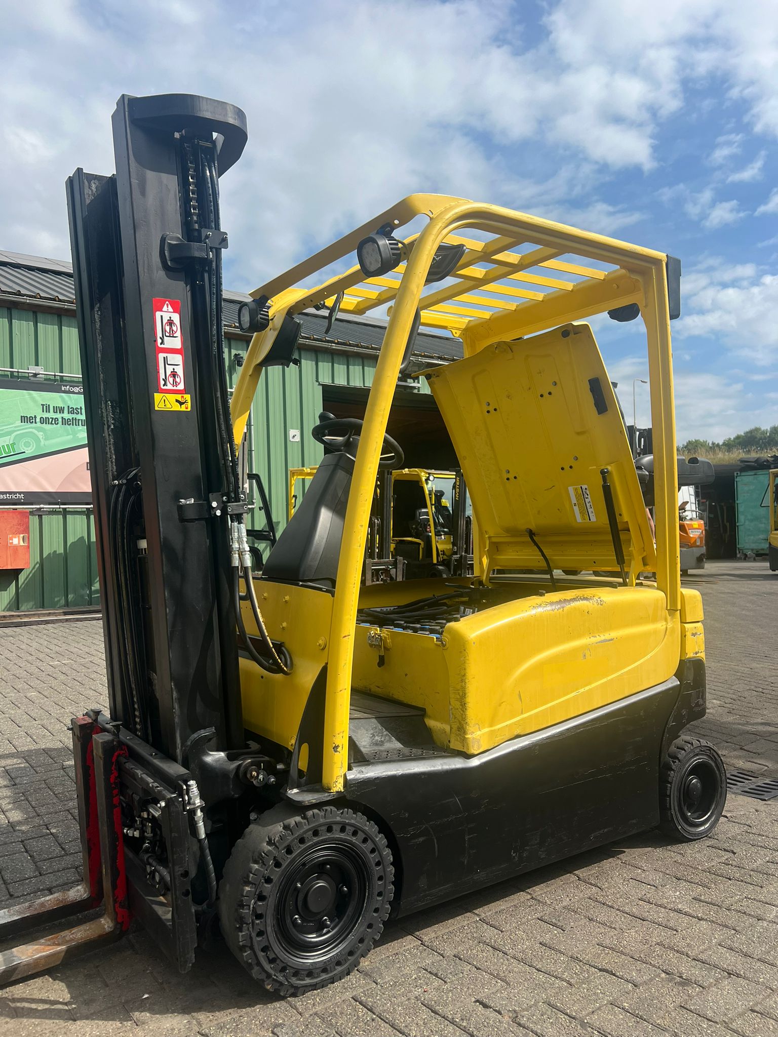 Used Hyster J1.6XN LWB I Forklift I 2014