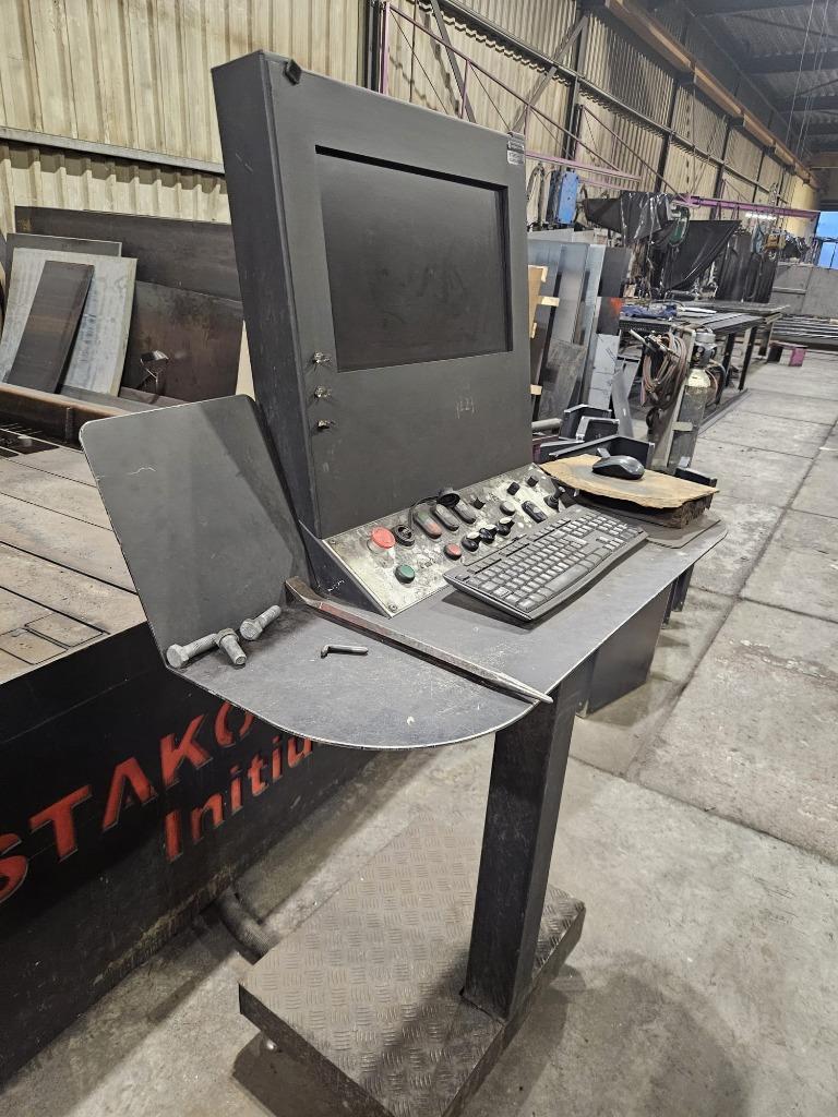 Used Stako initium + hypertherm 125 powermax I Plasma Cutting