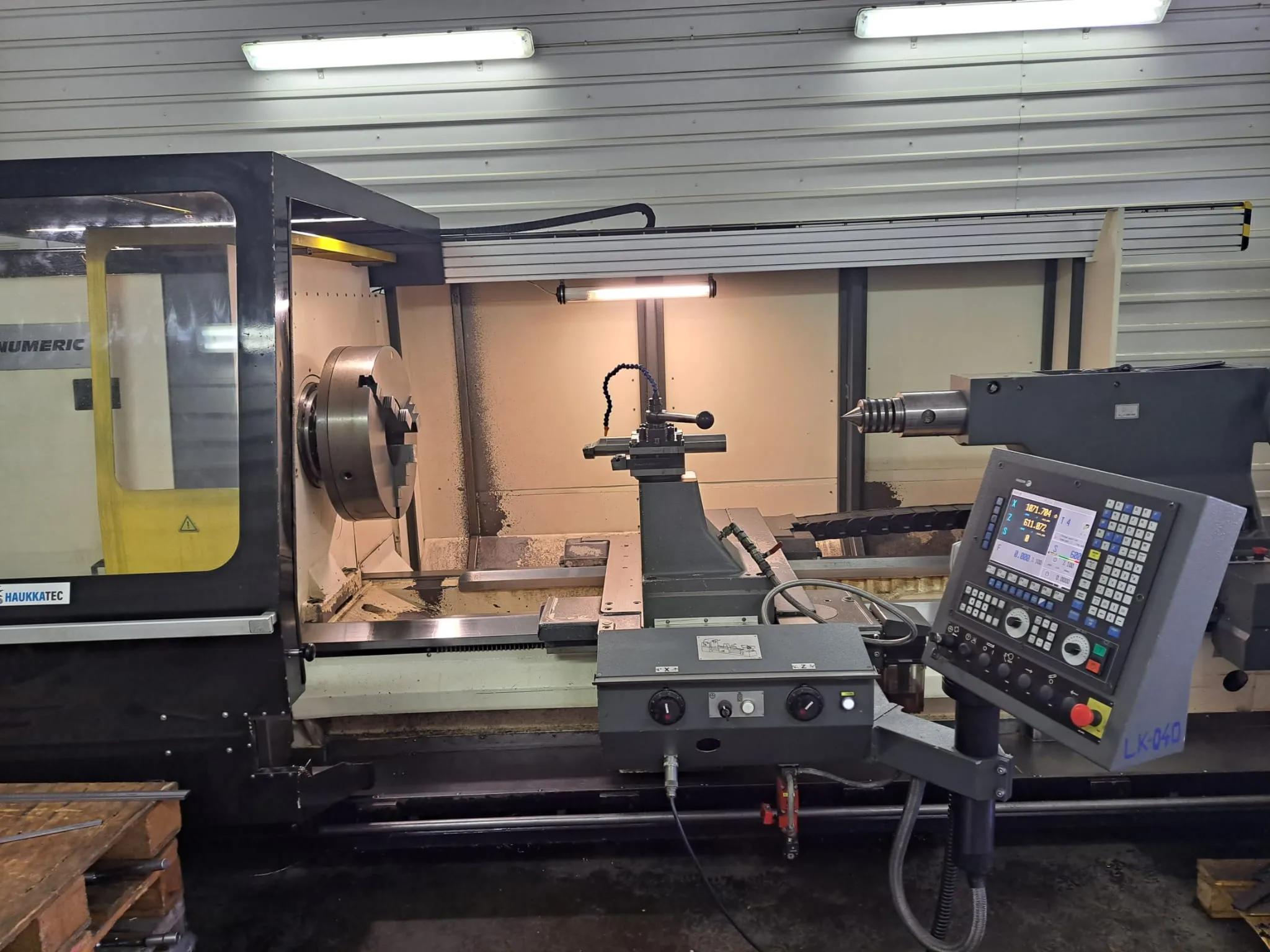 Usado TOS Sua 125 I Torno CNC