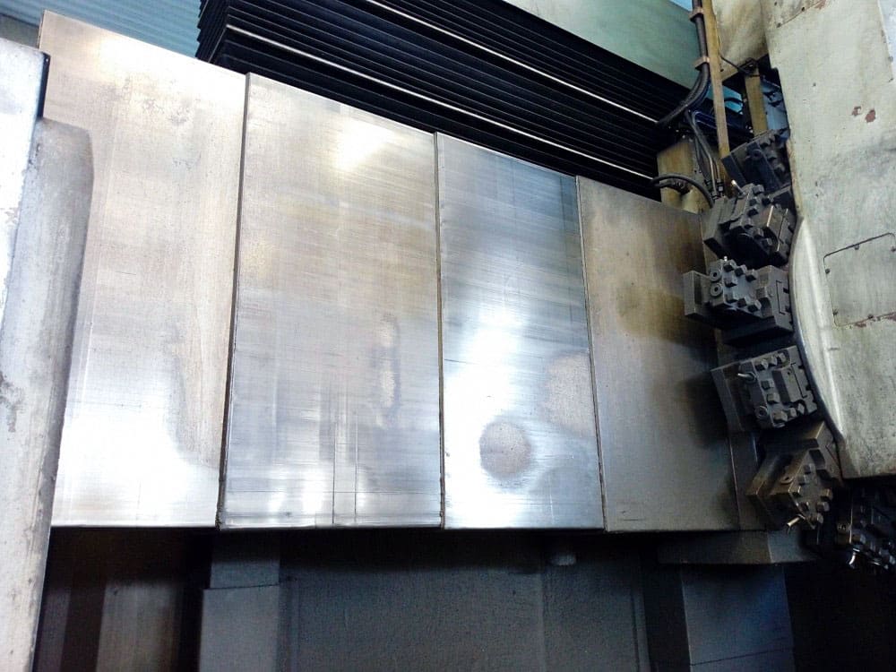 Used TOS SKIQ 16 - CNC Vertical machining centers - 2002