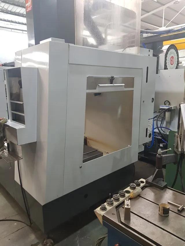 Usado Centro de mecanizado vertical Haas VF3 I 2015