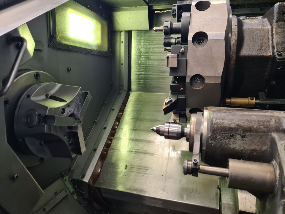 Used Okuma LB15 I CNC Lathe I 1988