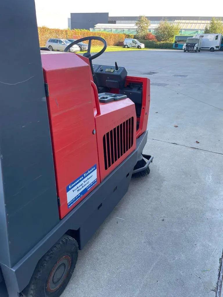 Gebruikt HAKO Jonas 1450 E I Straatveger