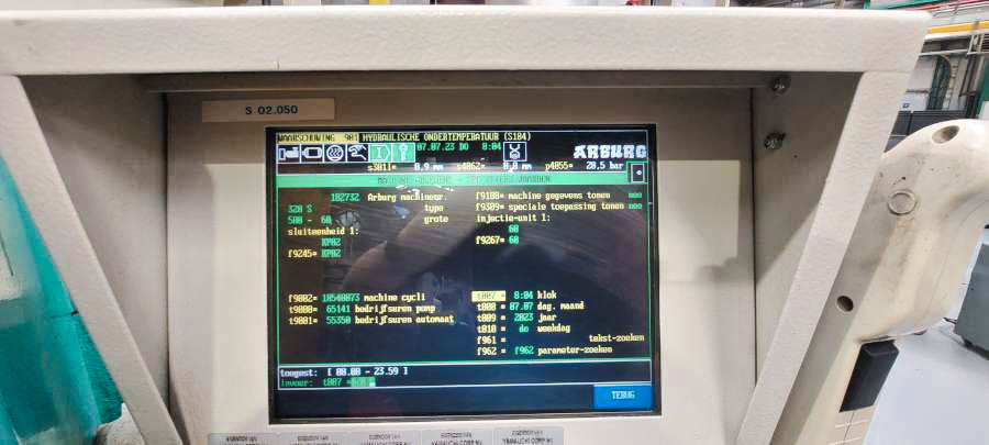 Used Arburg Allrounder 320 S 500-60 (Package X5) - Injection Moulding - 2000