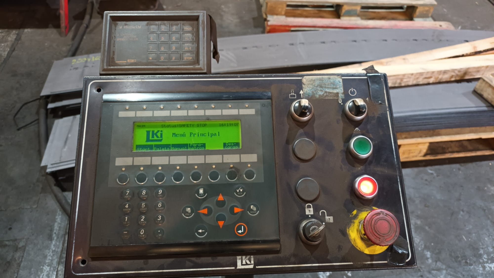 Used Amada Apelio 3 2610V I Laser Punch Press I 2001