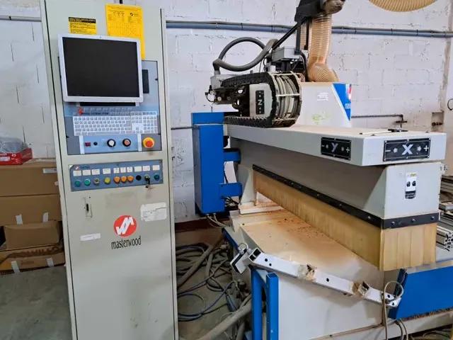 Usado Centro de mecanizado CNC Masterwood Winner 3.2 I