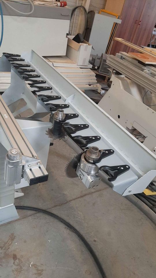 Used Holzher Pro-Master 7123 I CNC Machining Center I 2006