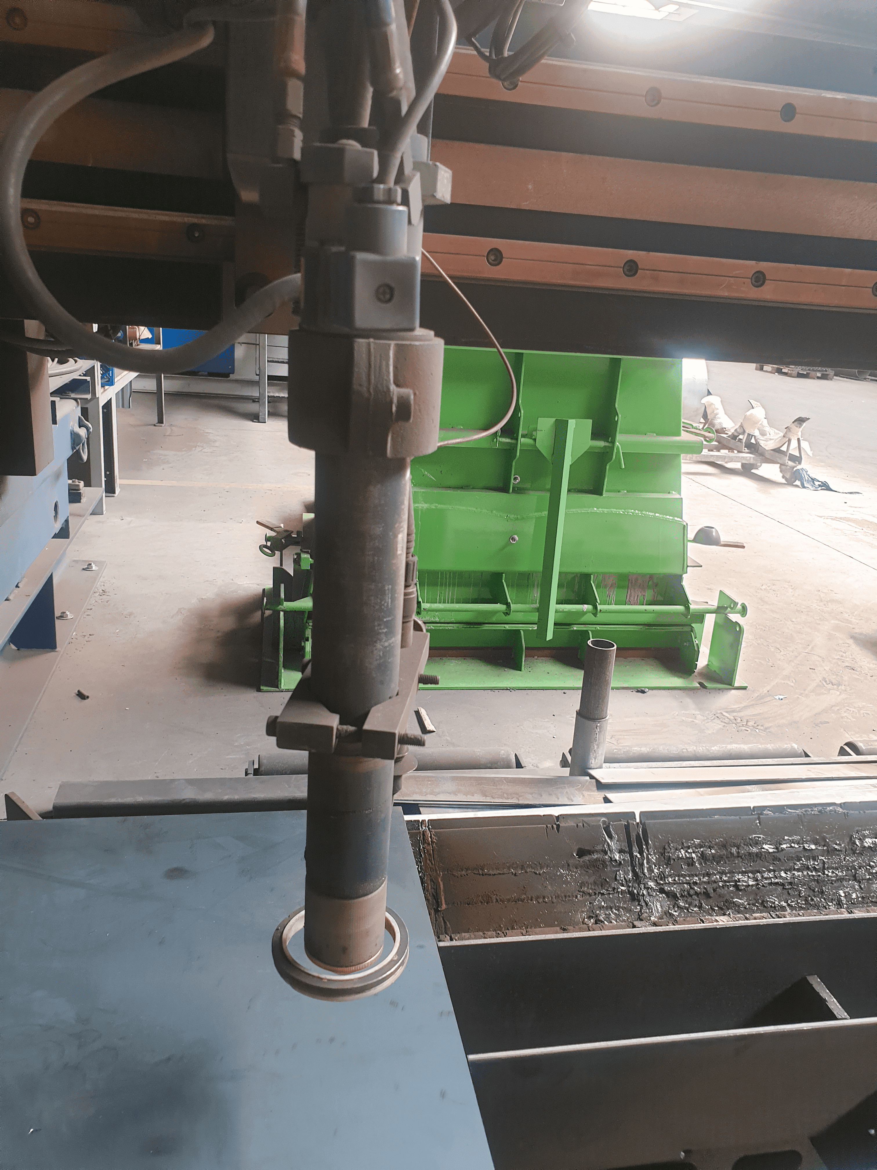 Usado Messer Griesheim Cortina M-4000 - Corte por Plasma - 1997