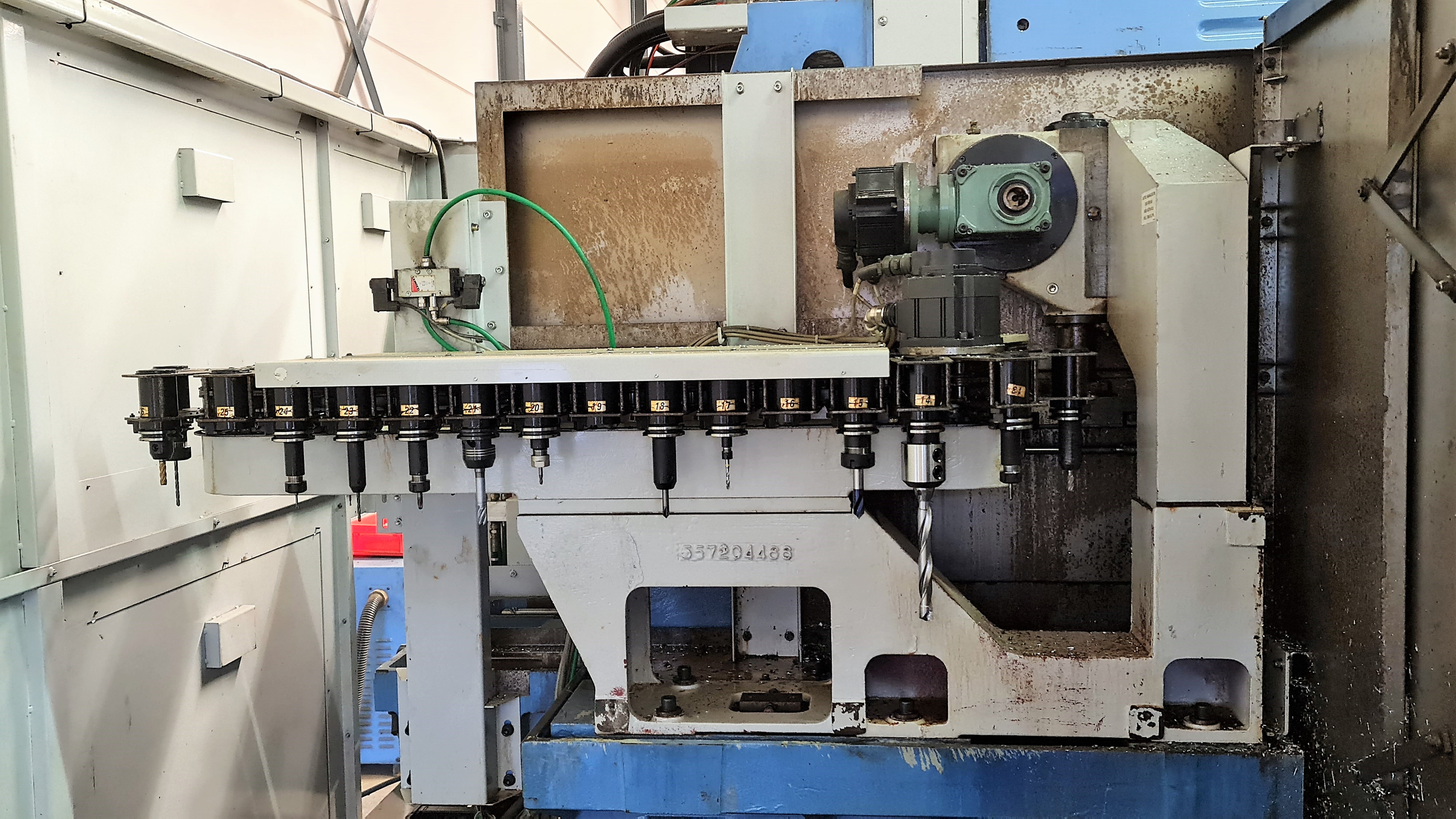 Gebruikt MAZAK VTC 200 C - Verticale bewerkingscentra - 2000