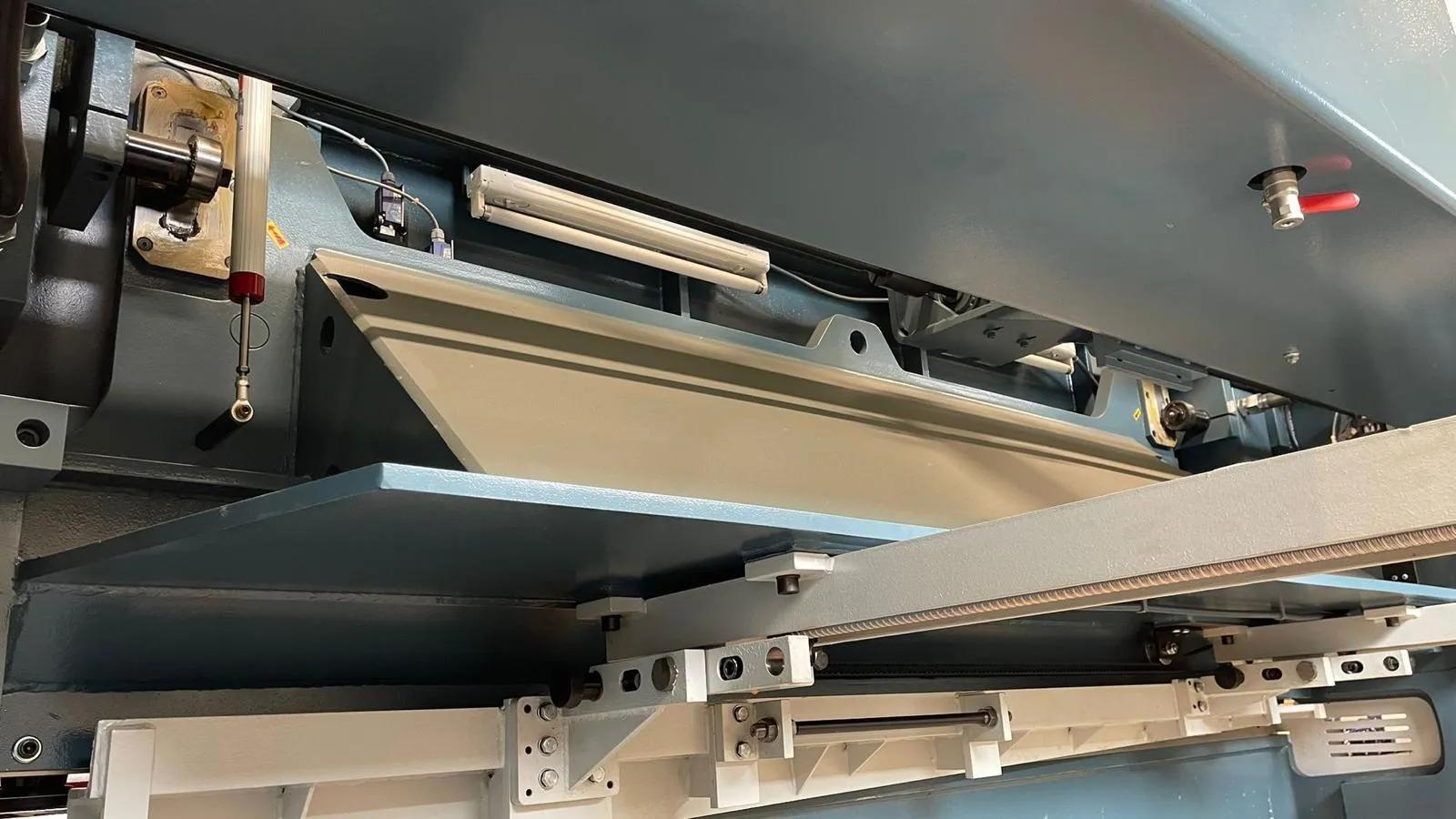 Gebruikt Durma VS 3006 I Guillotine Shear