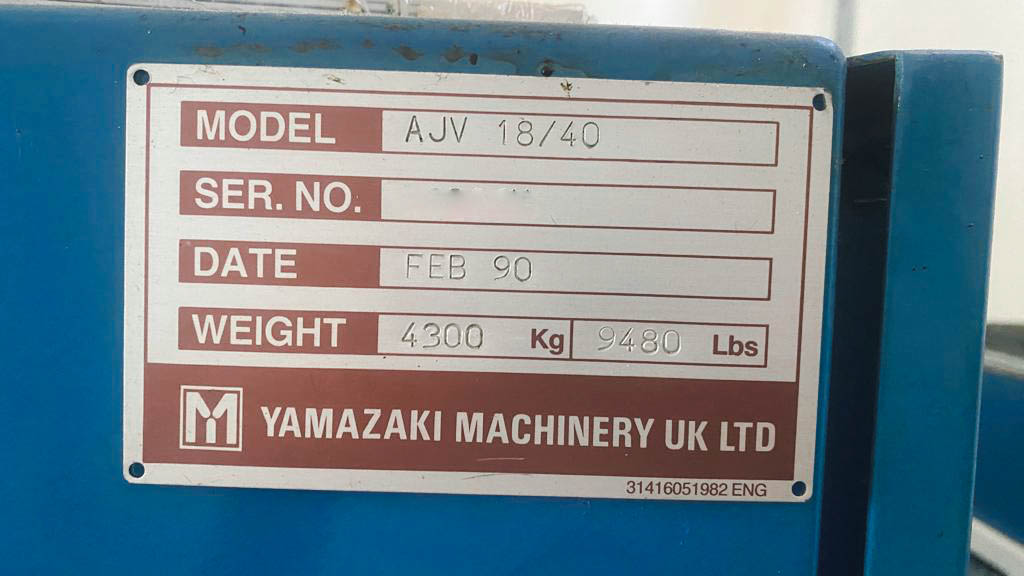 Used Mazak AJV 18/40 - Vertical Machining Center - 1989