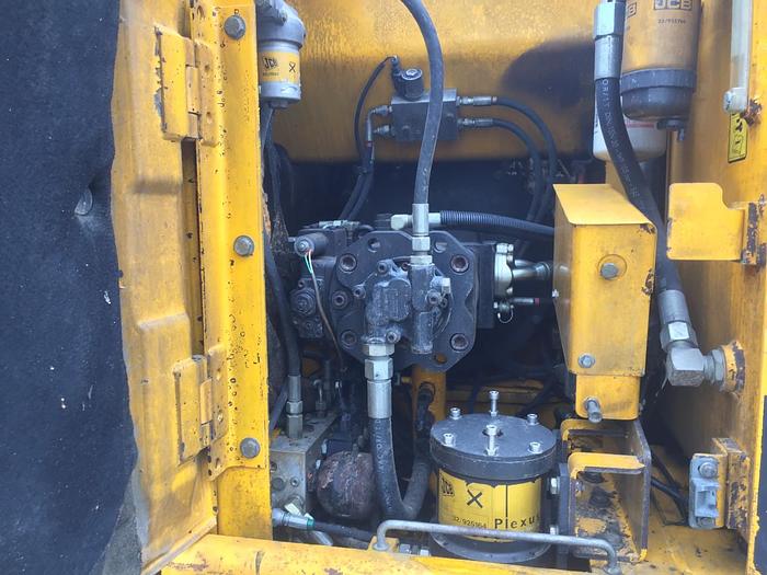 Used 2005 JCB JS 130