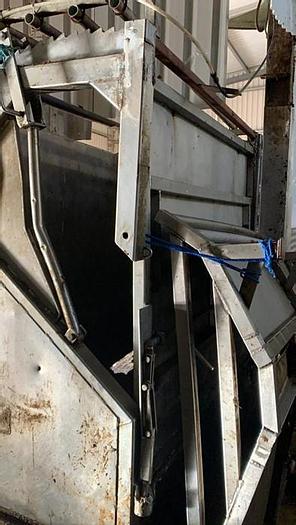 Used STANDARD BEEF STUN BOX