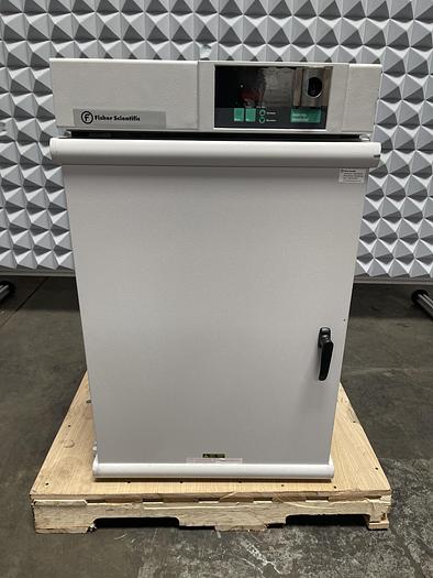 Used Fisher Scientific Isotemp 650D Incubator Oven 30°C-75°C 5.0 Cu. Ft 120V