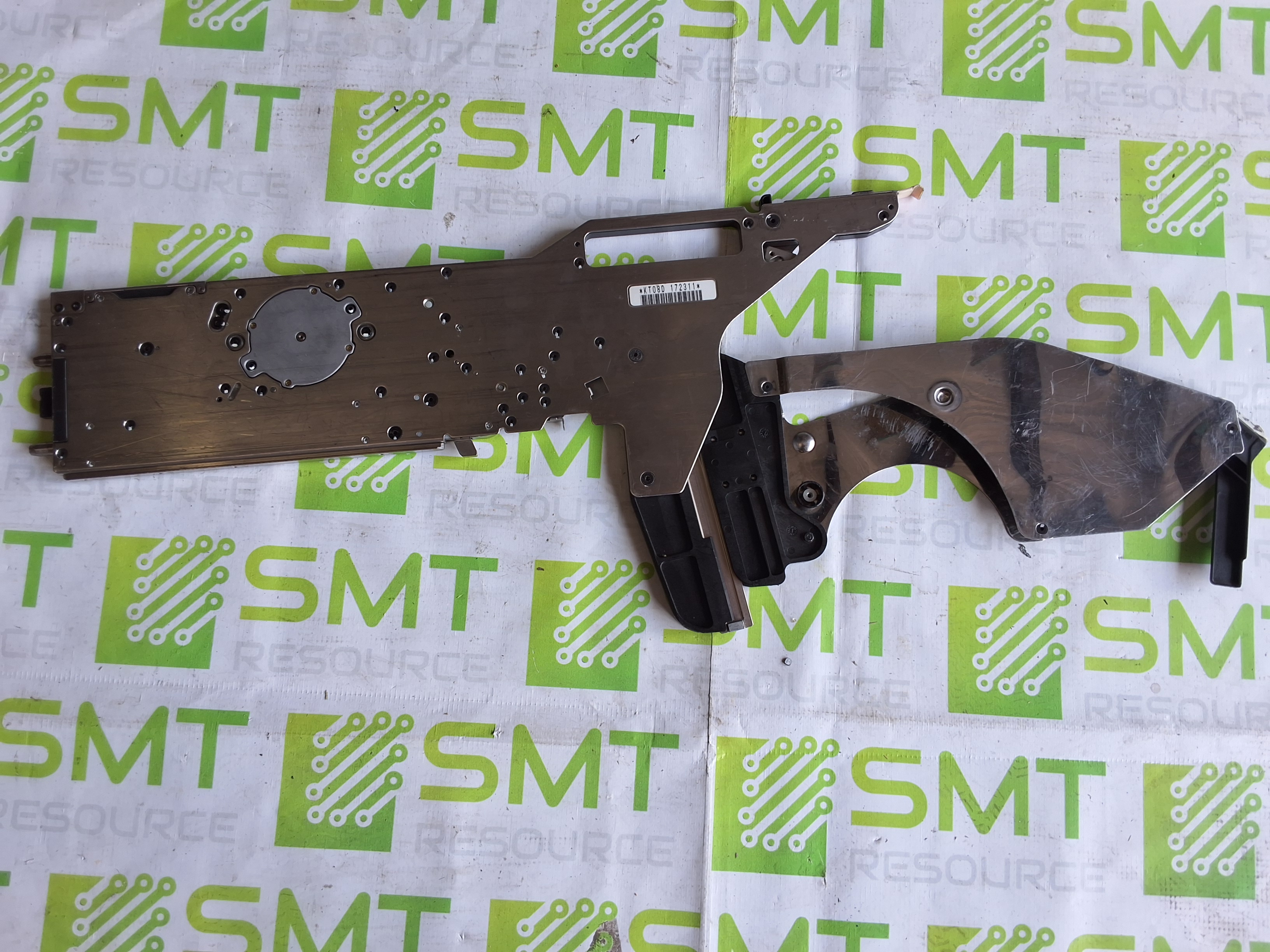 Used FUJI NXT KT08D 8mm TAPE AUTO-LOADING FEEDER (W08)