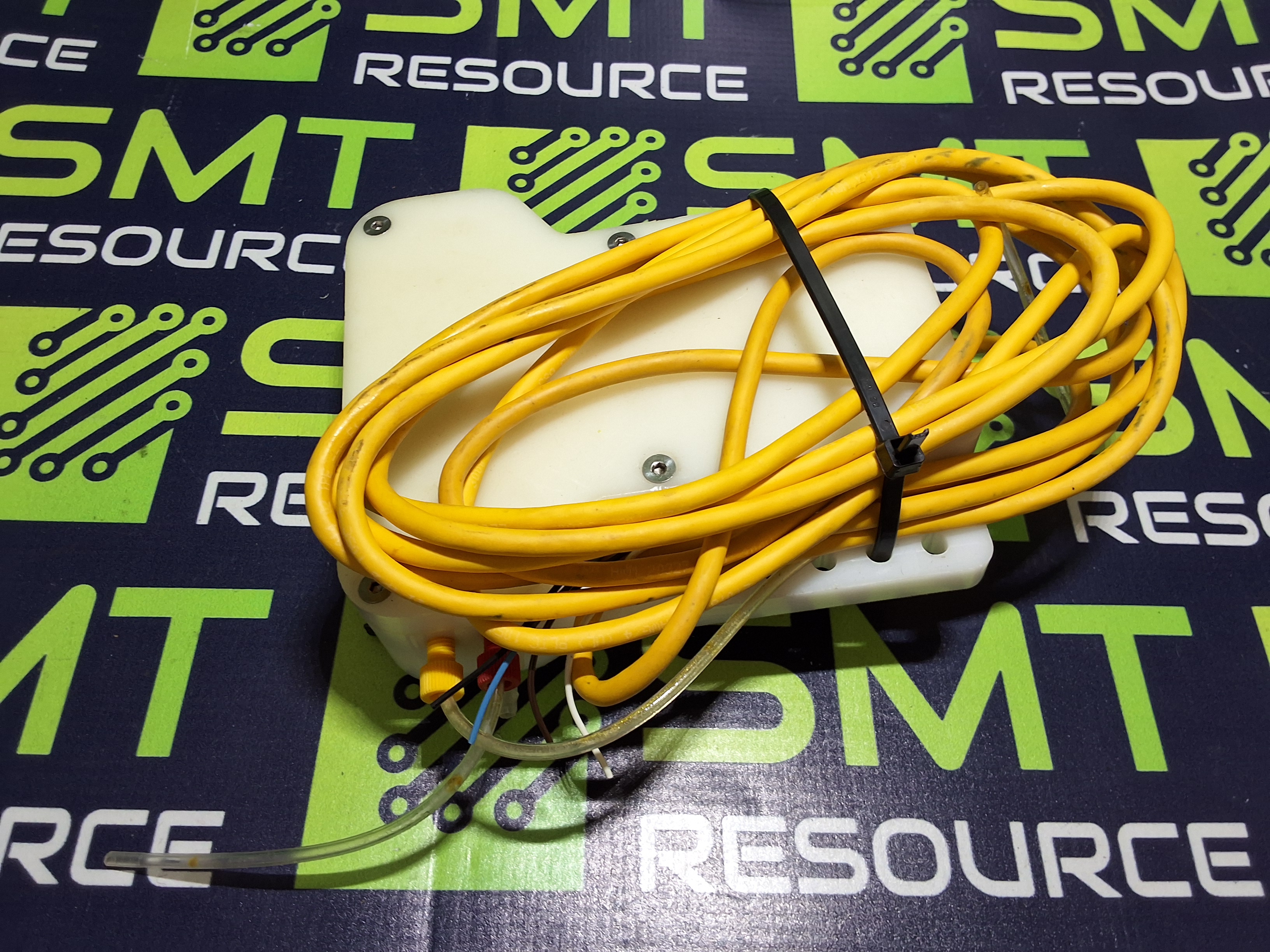 Used WINDJET 727-RY-15 FLAT FAN AIR NOZZLE ASSEMBLY