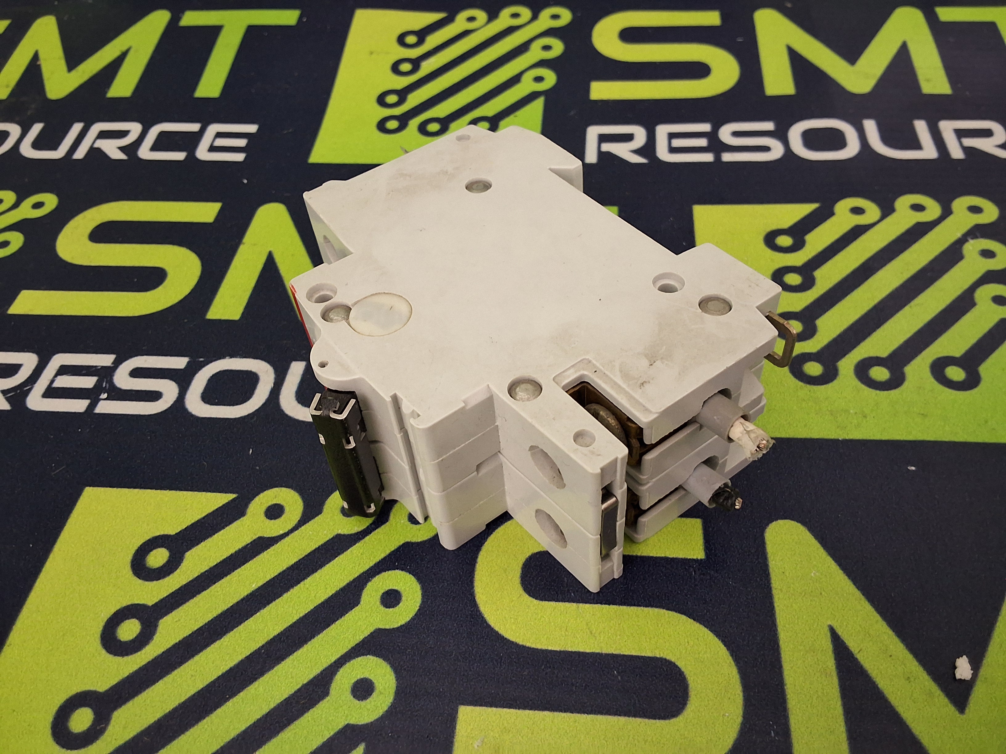 Used ABB S272-K16A MINIATURE CIRCUIT BREAKER 2-POLE 480VAC