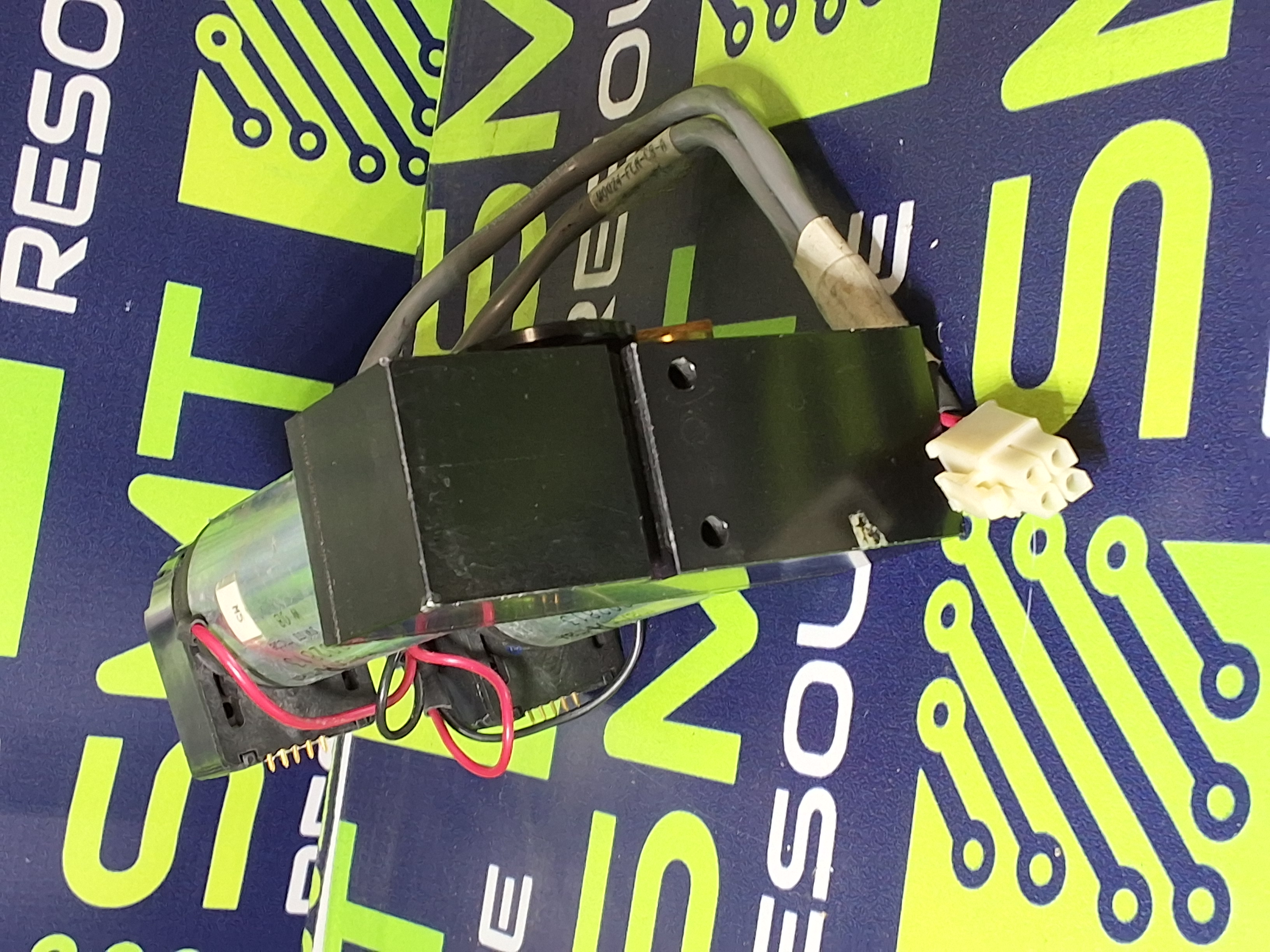 Used MAXON A-MAX 202813 GEAR MOTOR