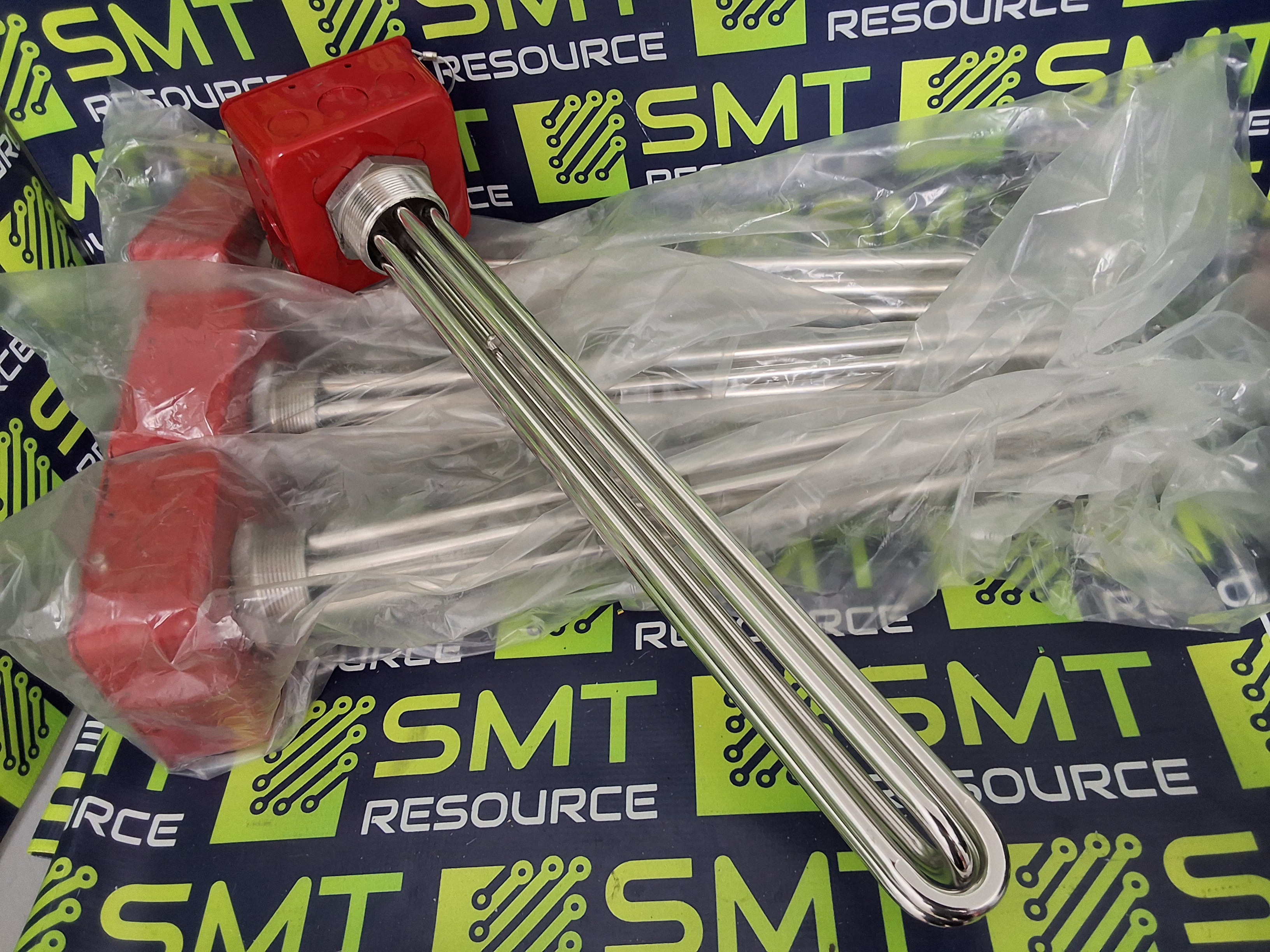 GLO-QUARTZ SPN-9QQ18-EP/5 IMMERSION HEATER 9000W 460V 3-PHASE 11.2A - BRAND NEW