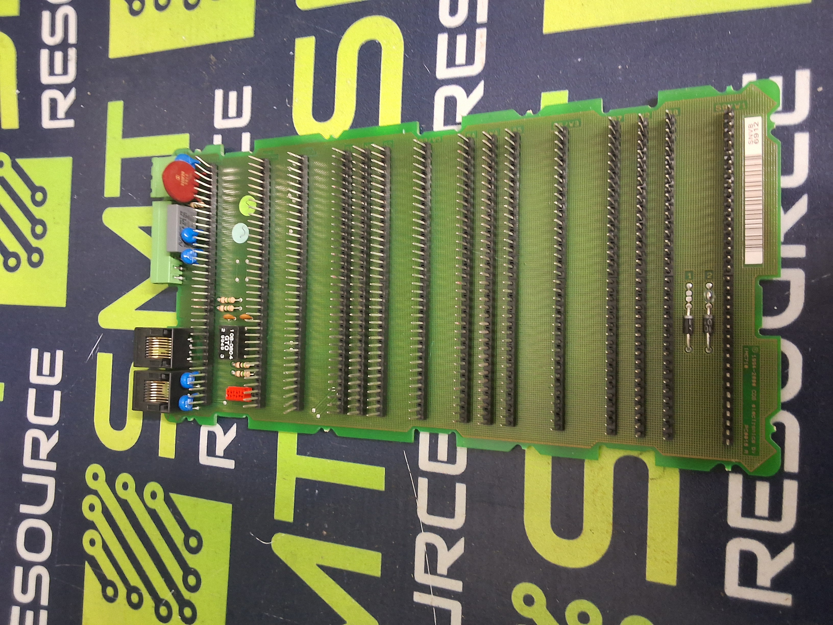 Used PHOENIX CONTACT ELECTRONICS IMC710 BACKPLANE BOARD
