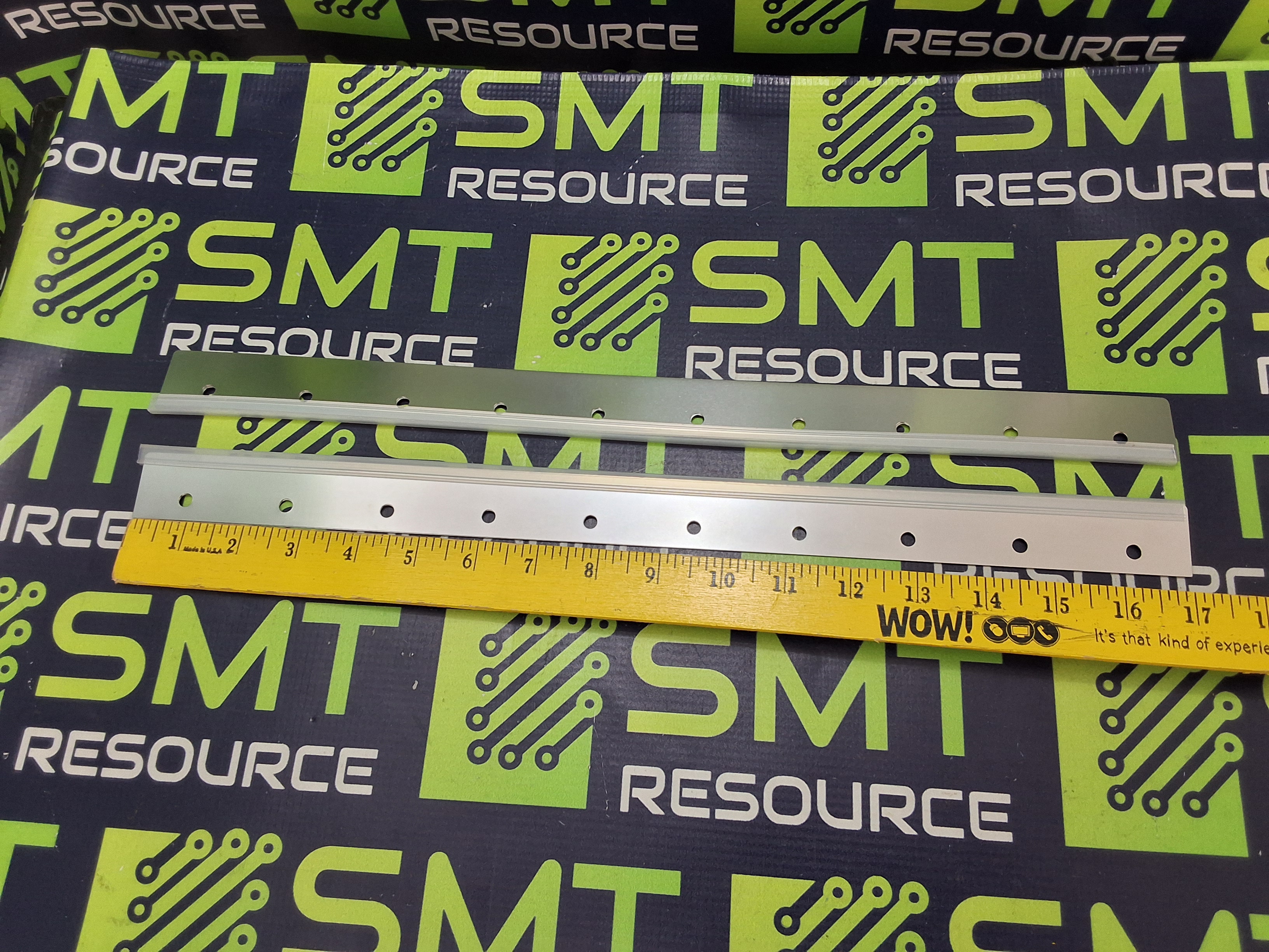 DEK JNJ INDUSTRIES DFMBO-440 METAL SCREW-MOUNT SQUEEGEE BLADE SET 440mm - BRAND NEW