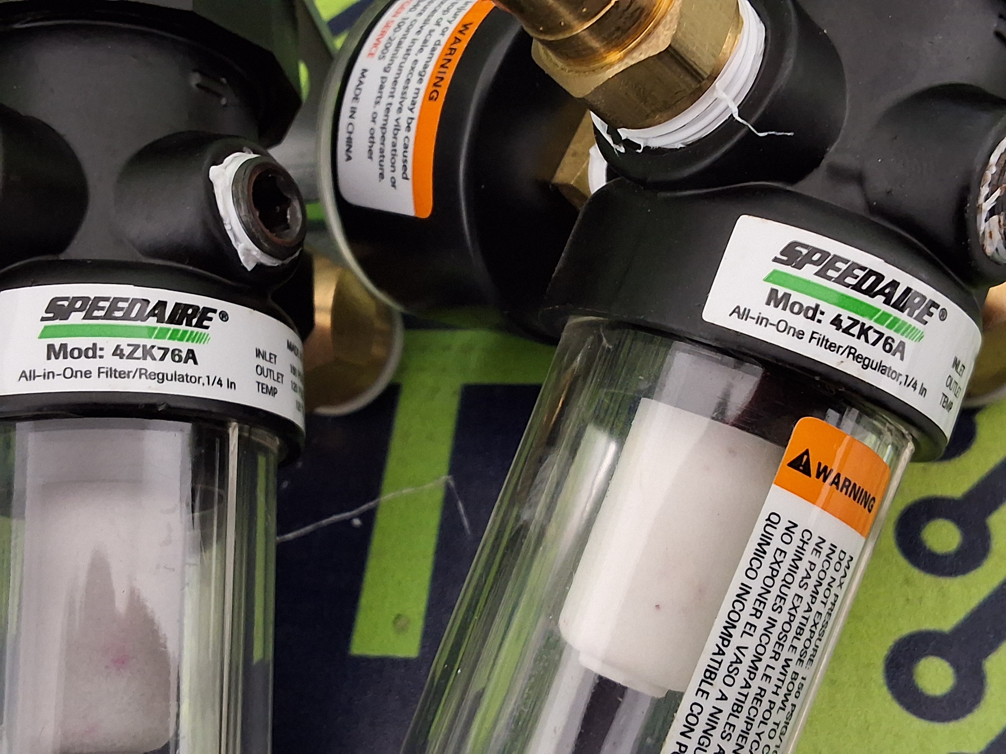 Used SPEEDAIRE 4ZK76A FILTER REGULATOR WITH GAUGE