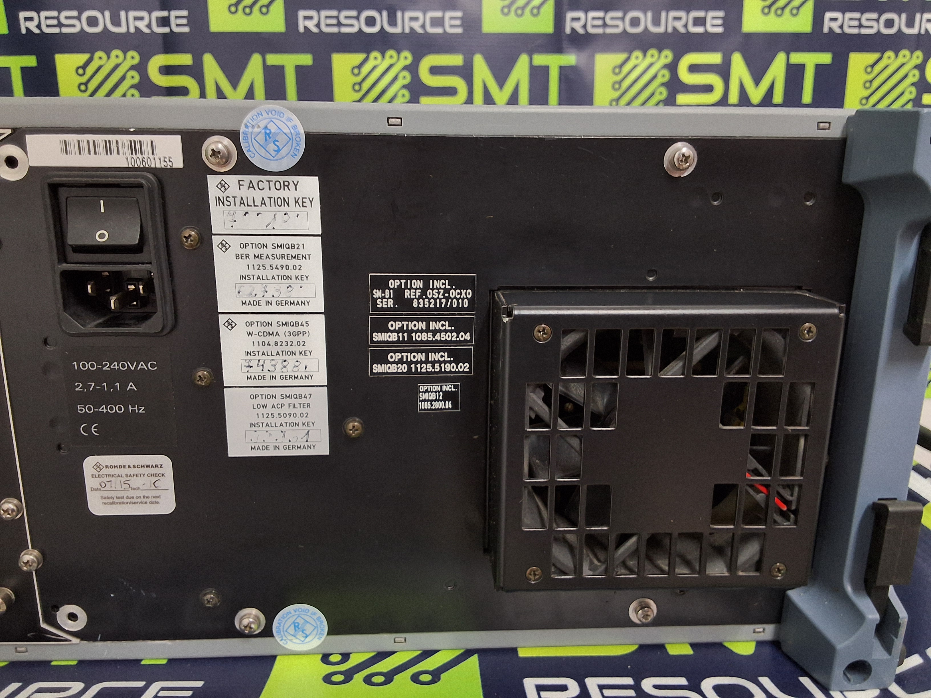 Used ROHDE & SCHWARZ SMIQ03B SIGNAL GENERATOR 300kHz 303GHz