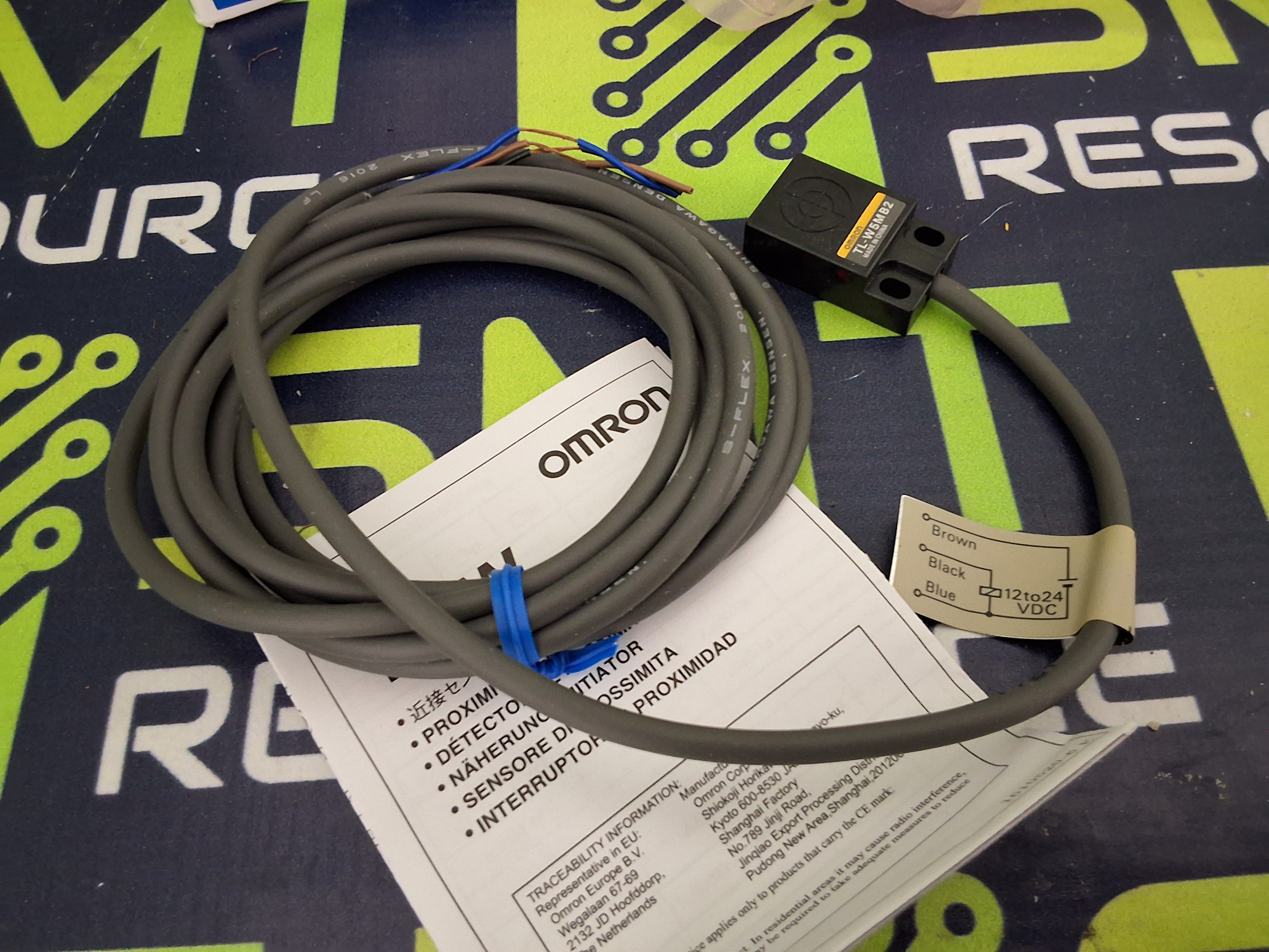 OMRON TL-W5MB2 INDUCTIVE PROXIMITY SENSOR 12-24VDC - BRAND NEW