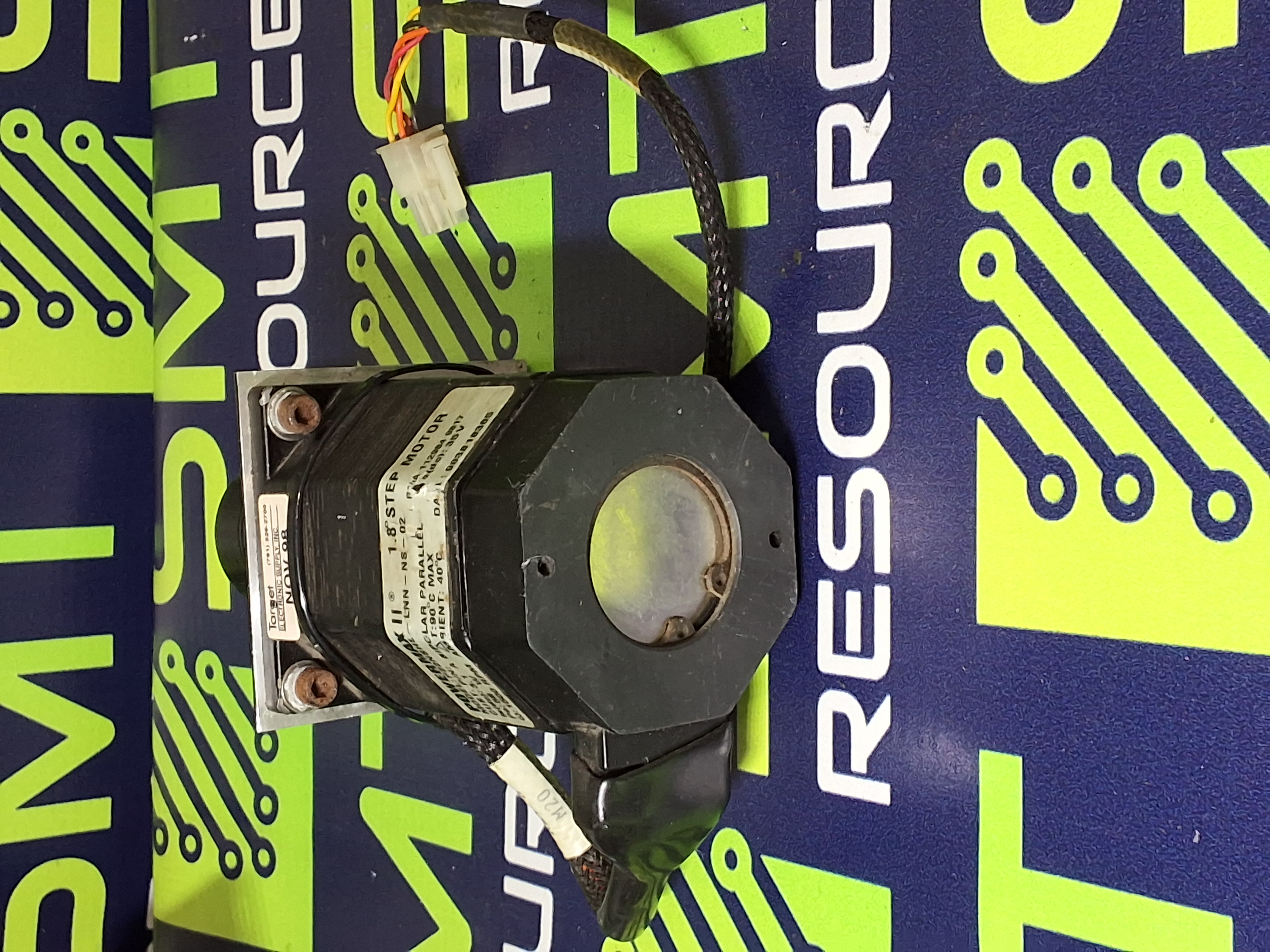 Used POWERMAX II P22NSHS-LNN-NS-02 STEP MOTOR