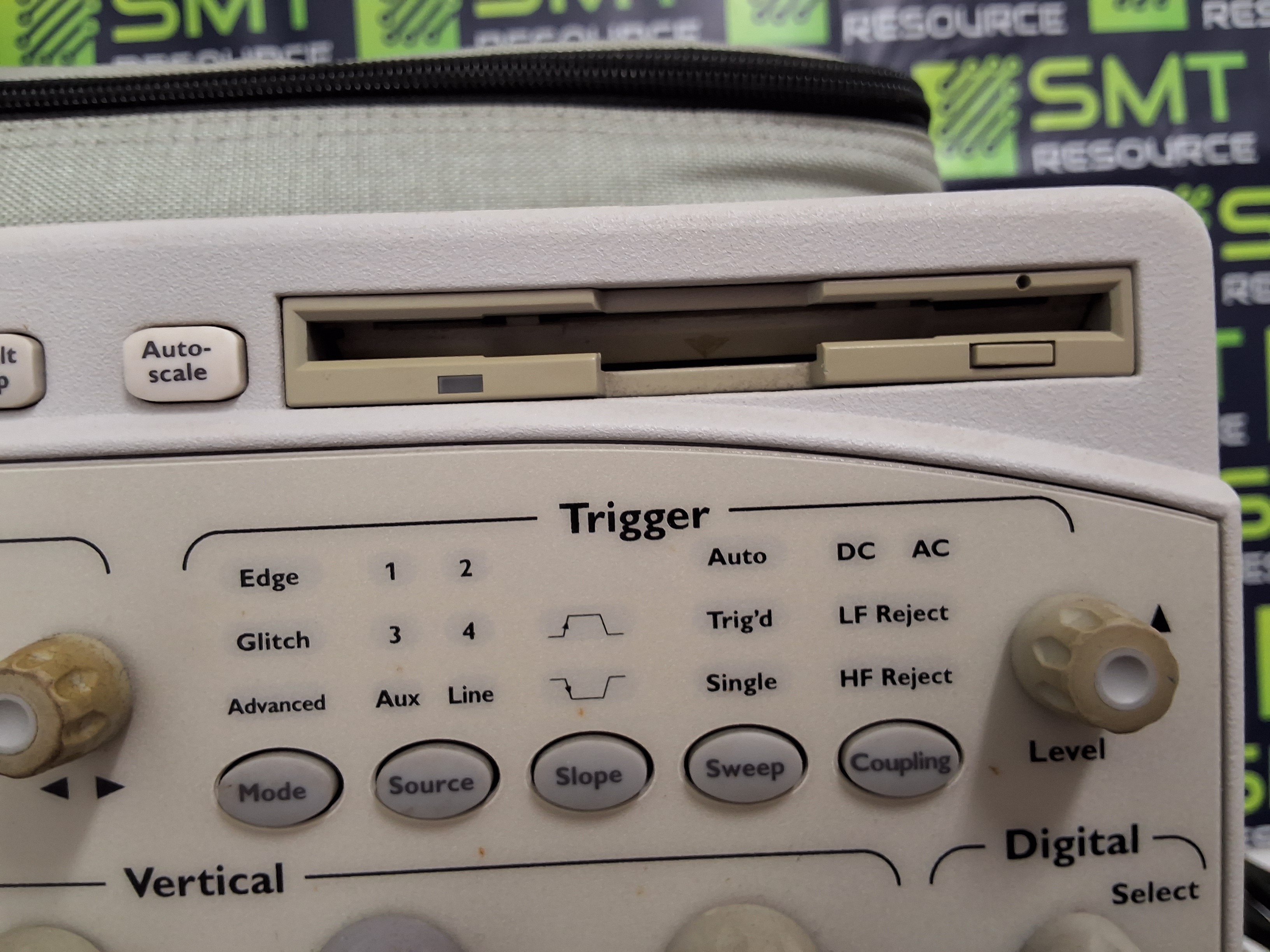 Used AGILENT INFINIIUM 54831D MSO 600 MHz 4 GSa/s