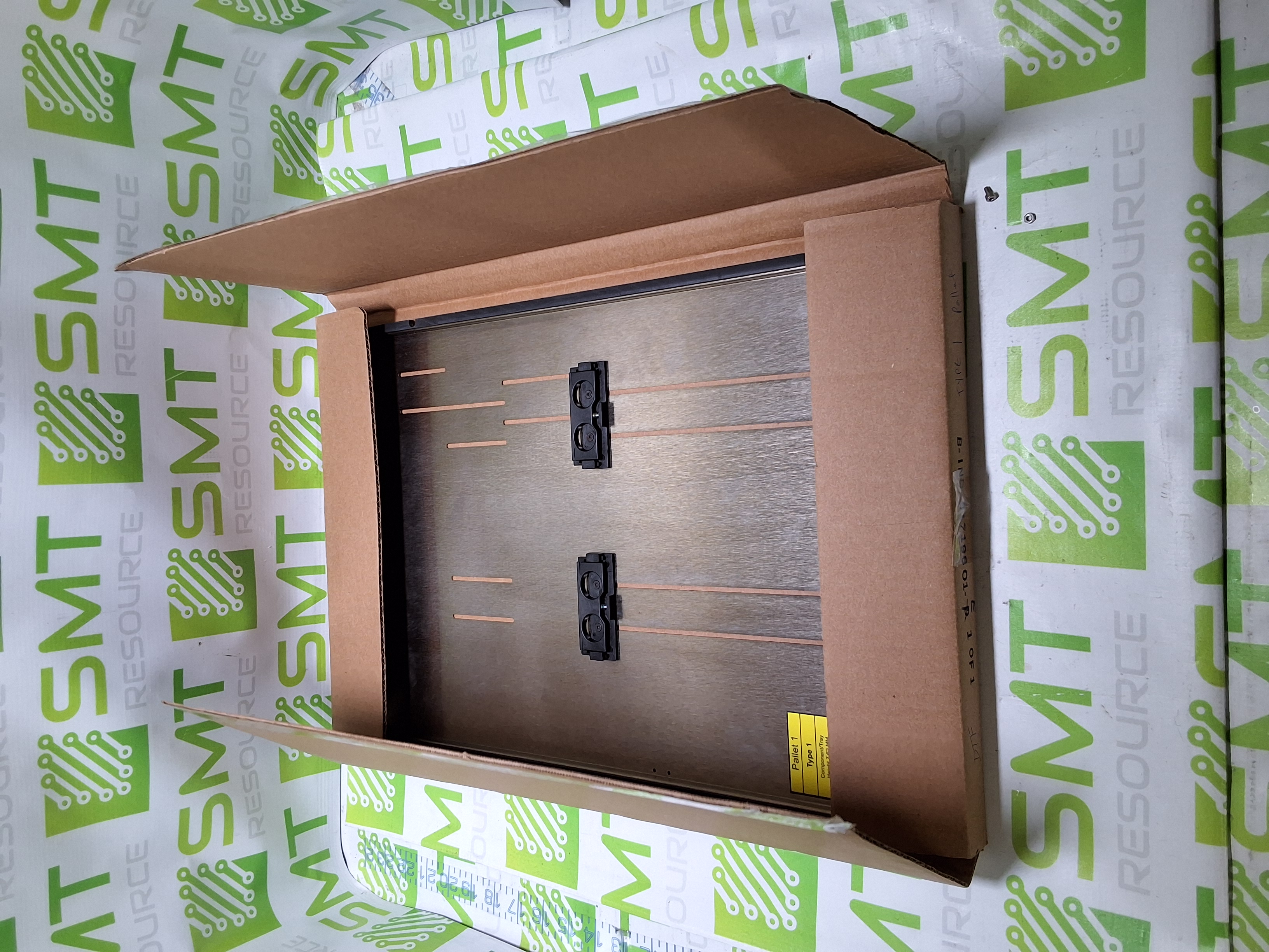 Used UNIVERSAL INSTRUMENTS 51719601 PALLET ASSEMBLY TYPE 1 