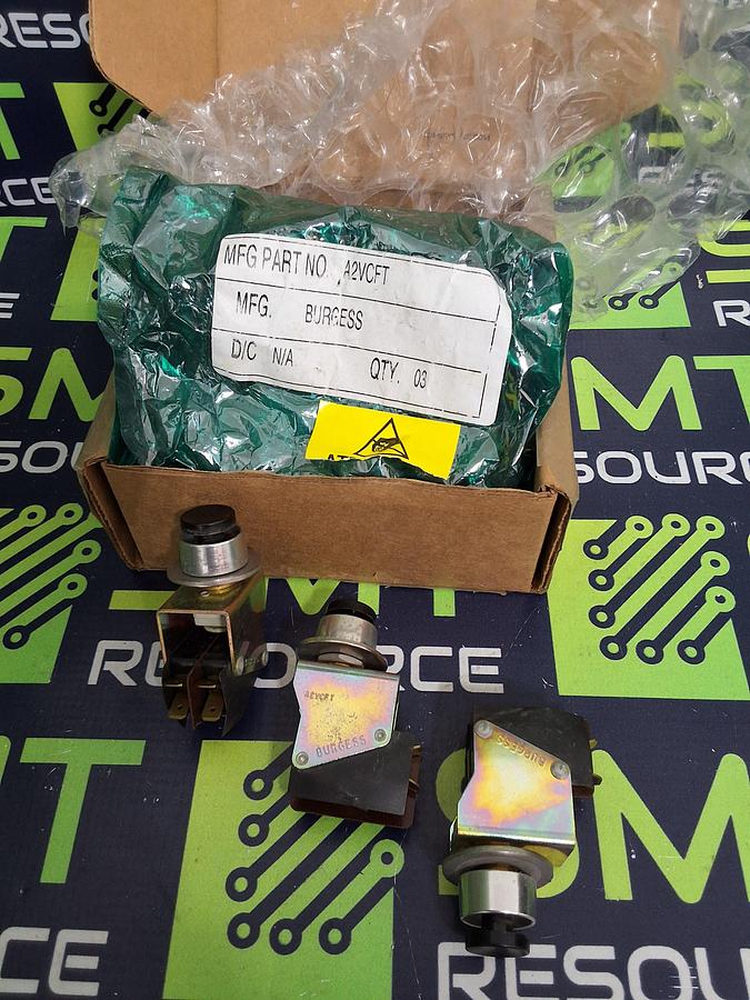 BURGESS A2VCFT PUSH-BUTTON PANEL MOUNT SNAP-ACTION MICROSWITCH - LOT OF 3 - BRAND NEW