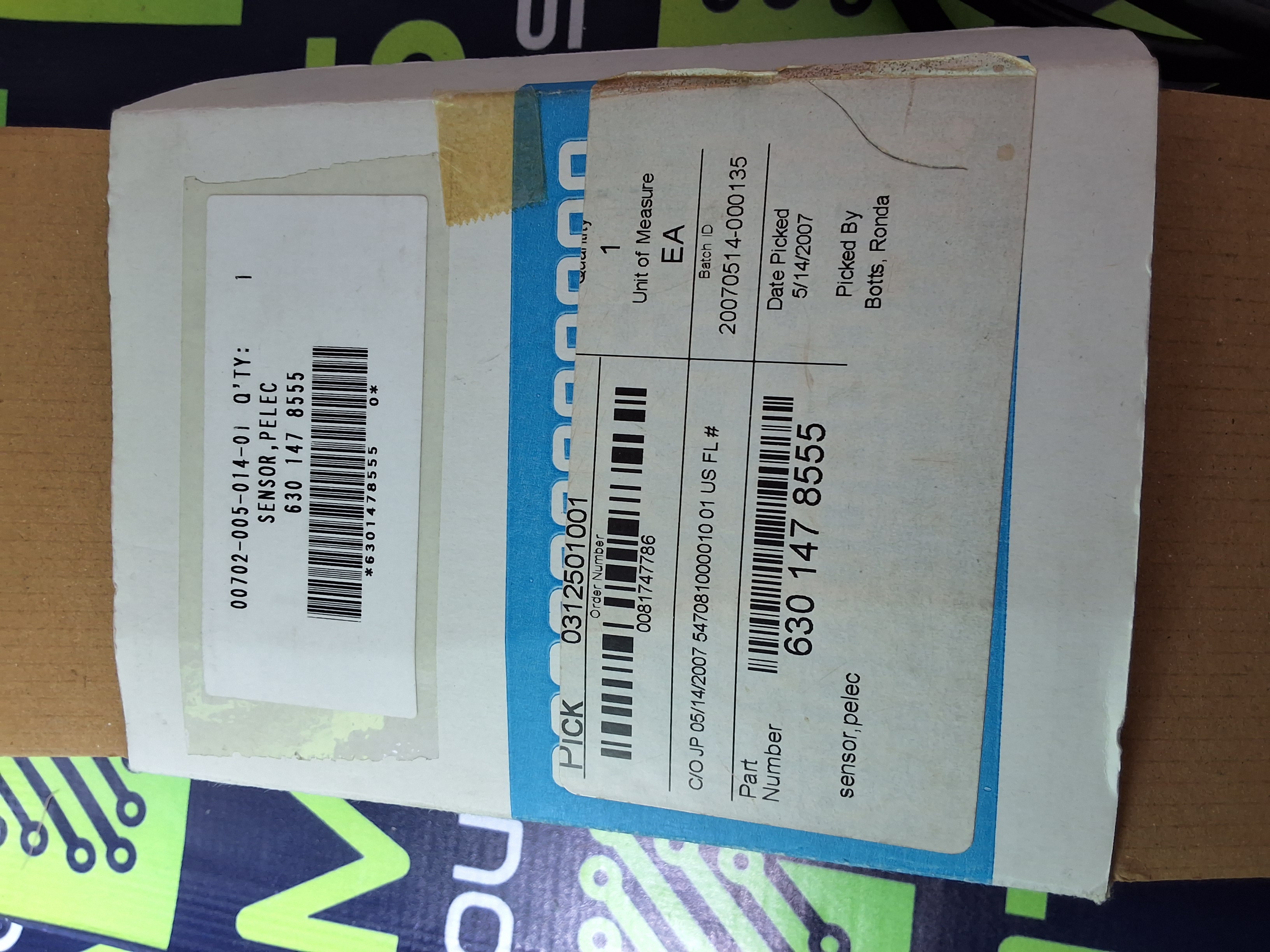 Used HOKUYO UNIVERSAL INSTRUMENTS VBA-S191 V06V001 H0612073 PELEC SENSOR 6301478555