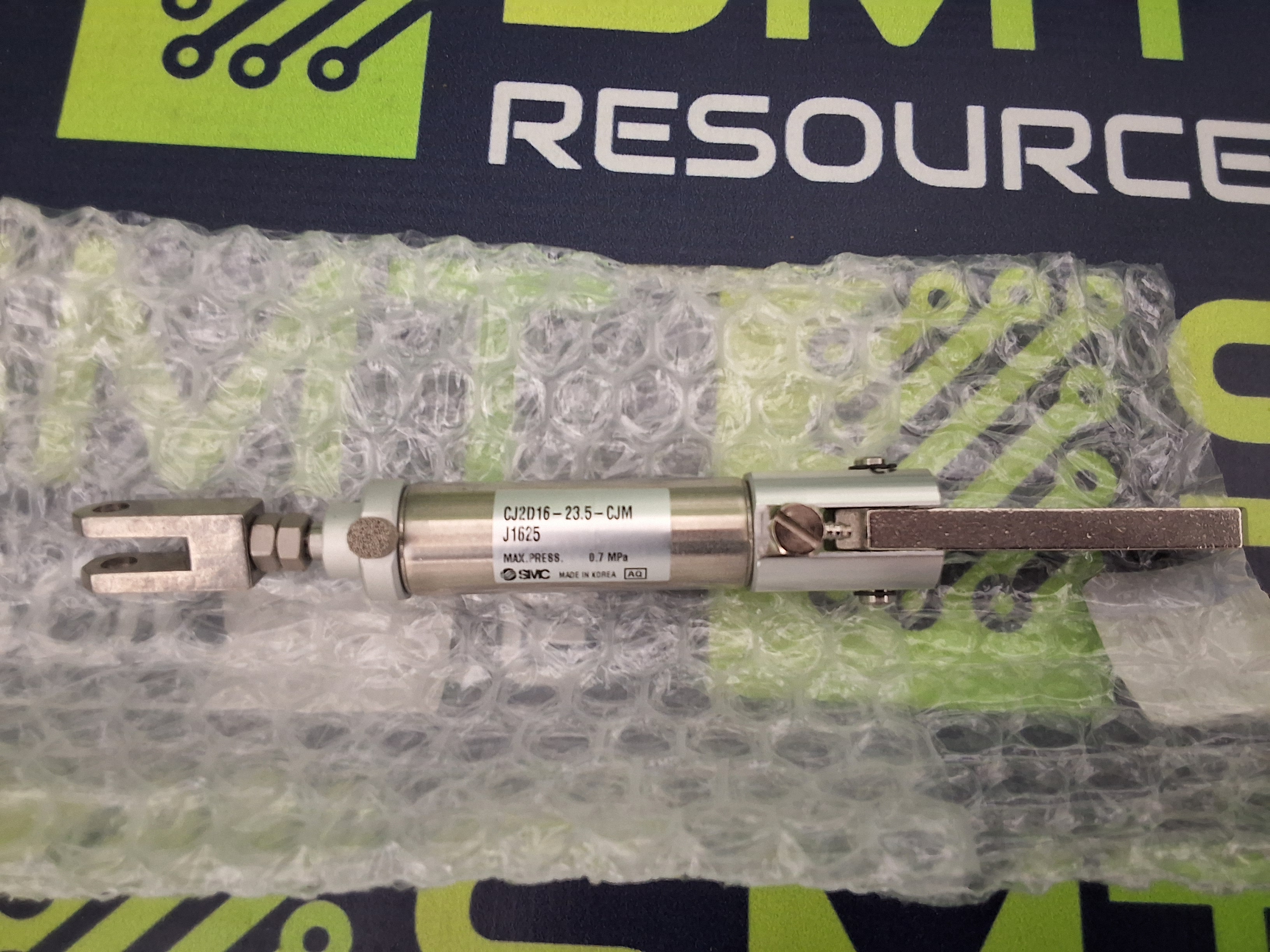 Used SMC CJ2D16-23.5-CJM PNEUMATIC AIR CYLINDER